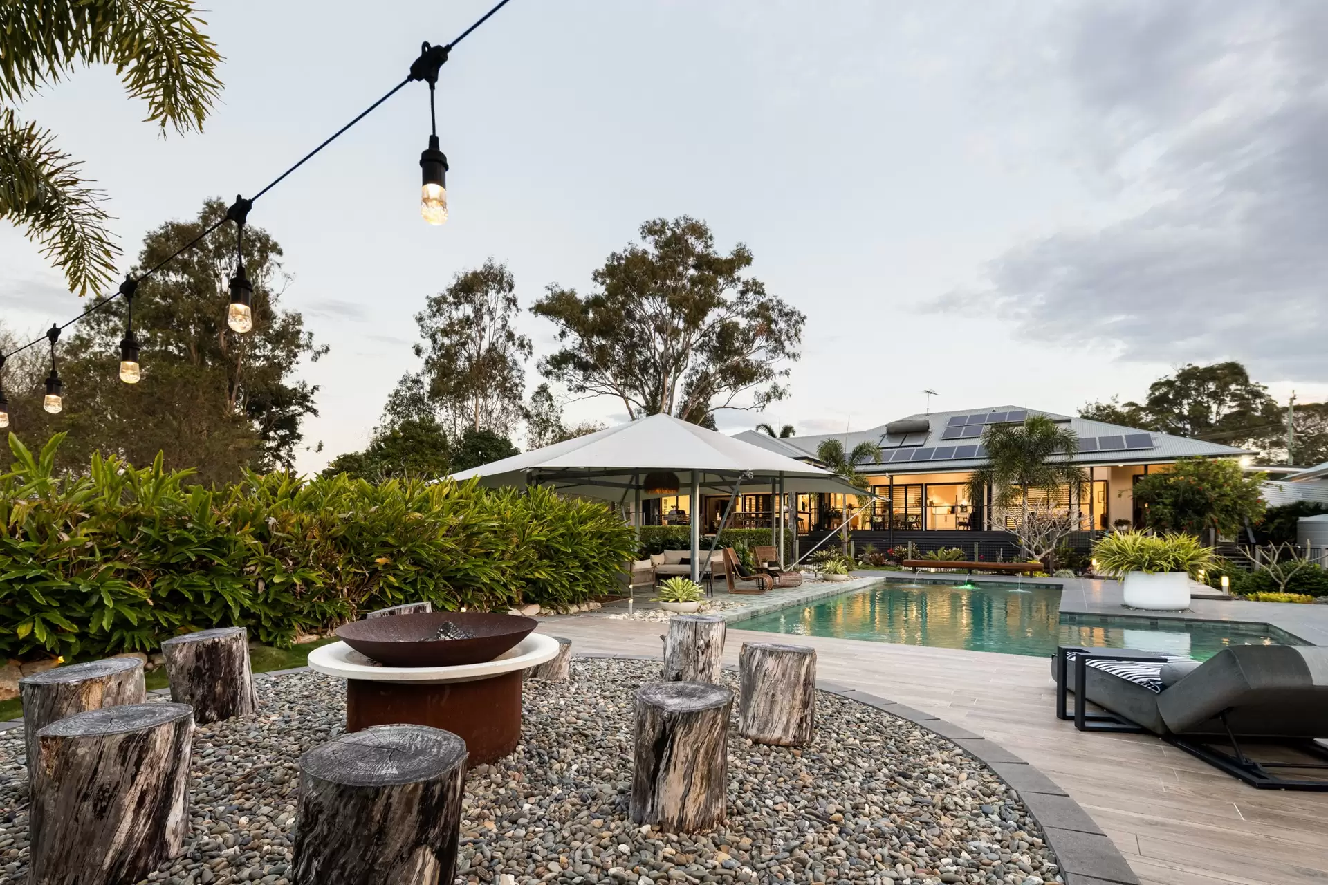 51 St Helens Road, Mitchelton Sold by  - image 1
