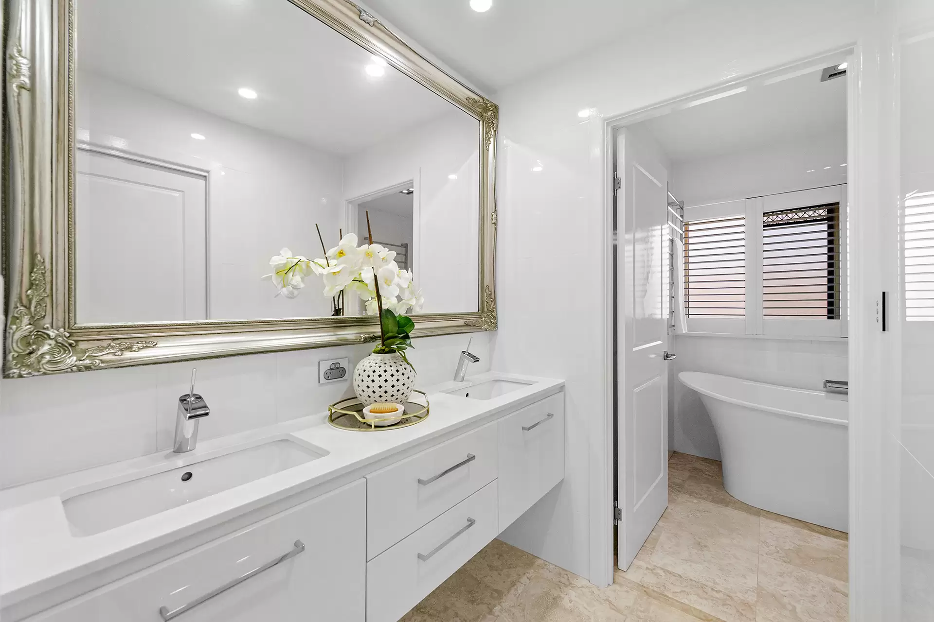 27 Westwood Street, Wavell Heights Sold by Queensland Sotheby's International Realty - image 1