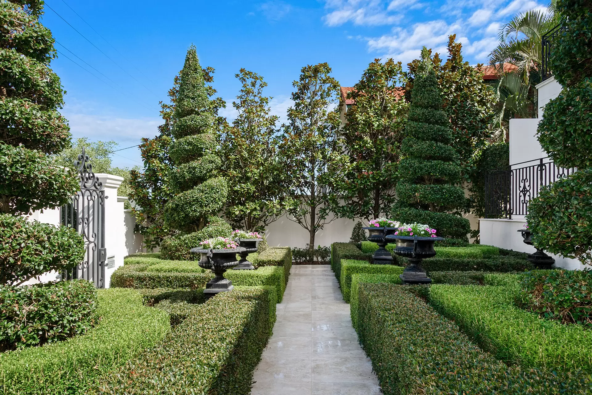 27 Westwood Street, Wavell Heights Sold by Queensland Sotheby's International Realty - image 1