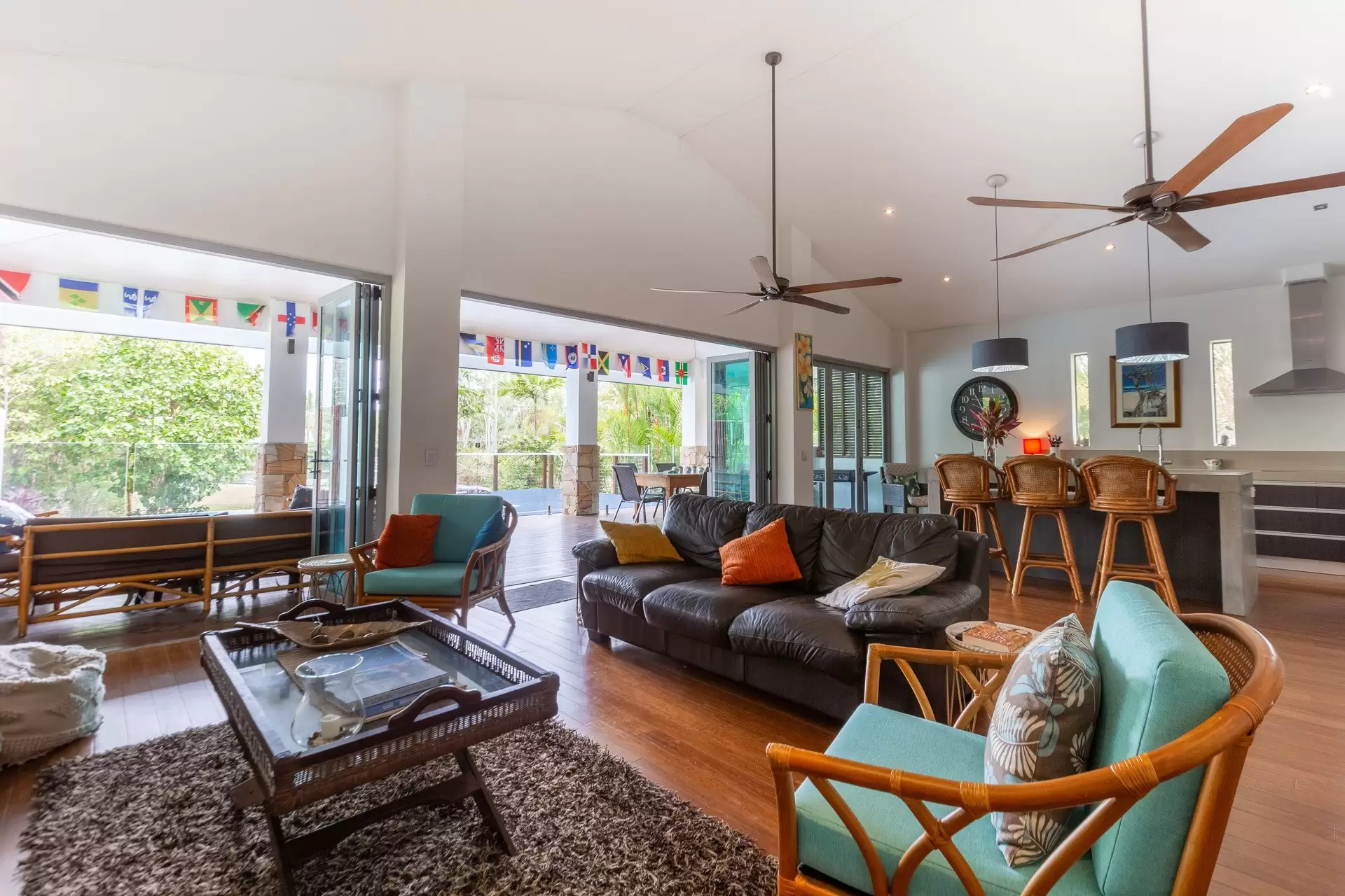 31 Ulysses Avenue, Port Douglas Sold by Queensland Sotheby's International Realty - image 1