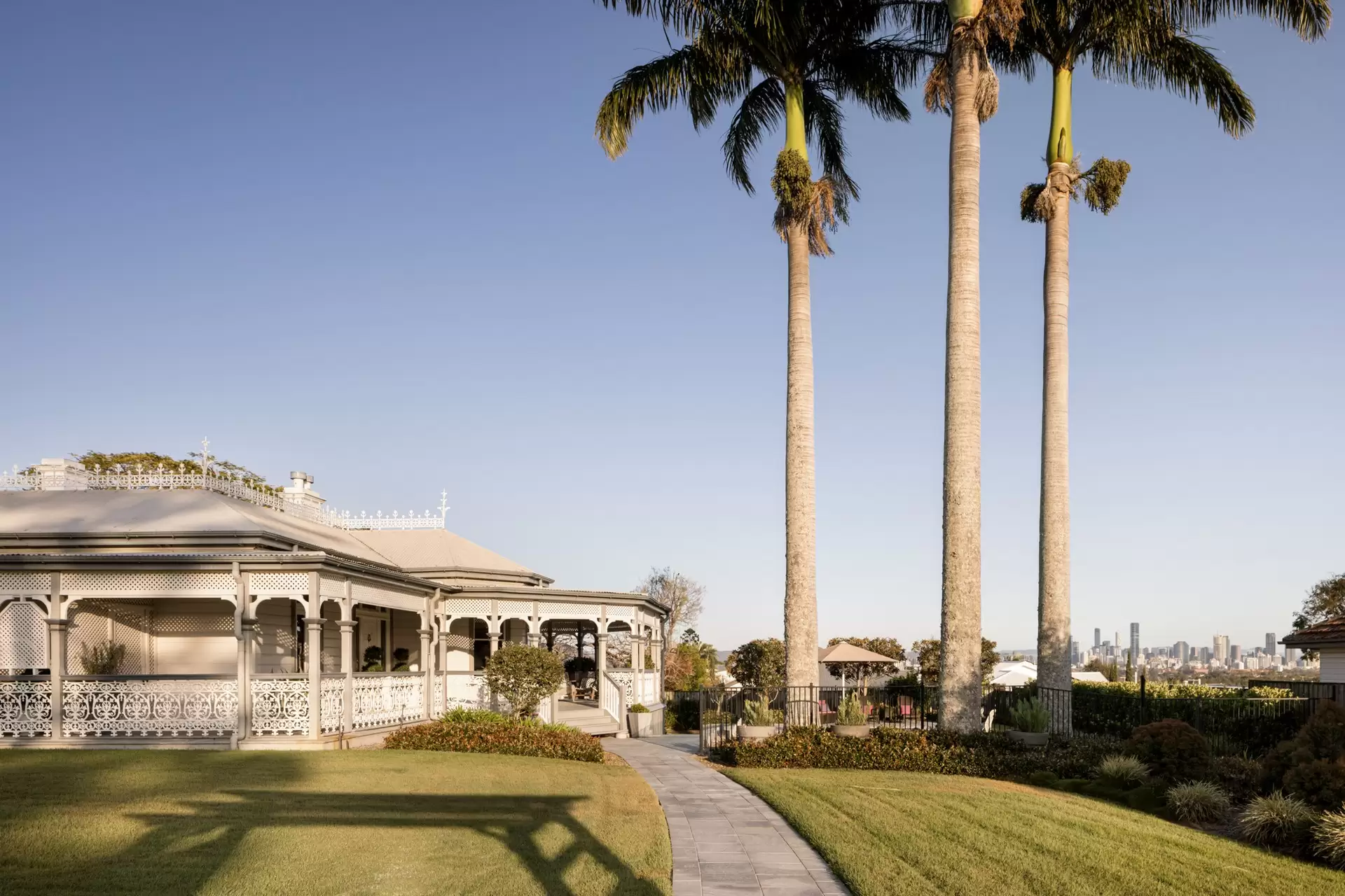 91 Princess Street, Camp Hill Sold by Queensland Sotheby's International Realty - image 1