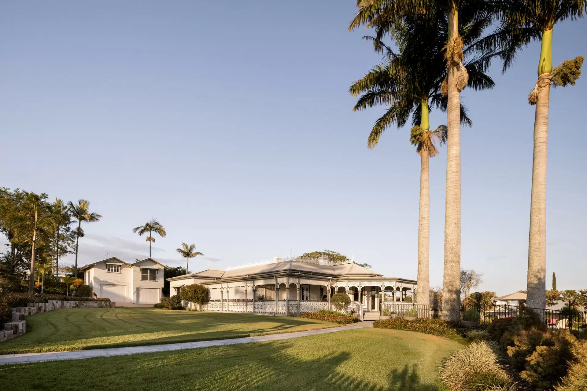 91 Princess Street, Camp Hill Sold by Queensland Sotheby's International Realty - image 1
