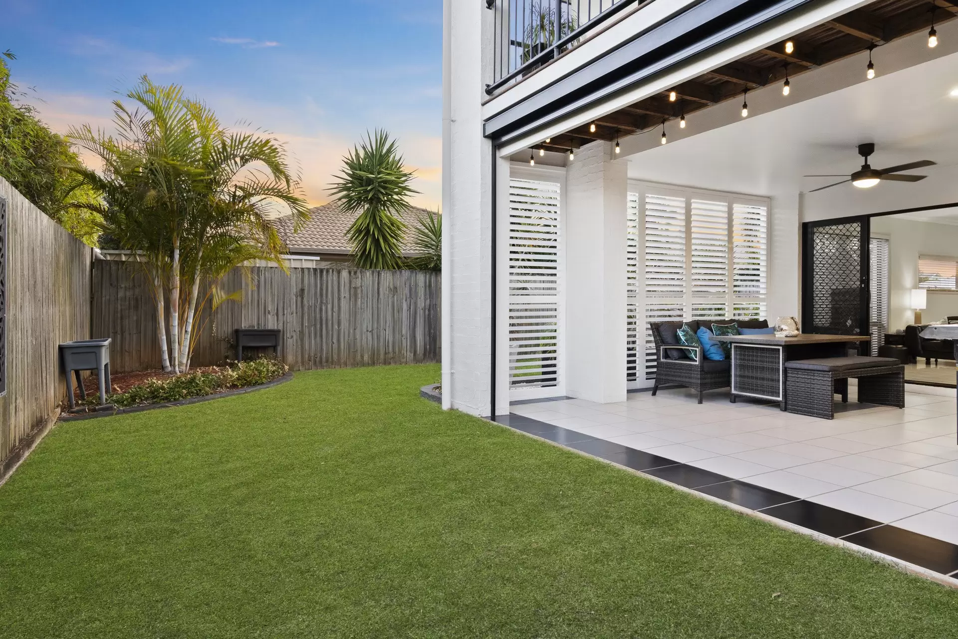 11 Moreton Road, Thornlands Sold by Queensland Sotheby's International Realty - image 1