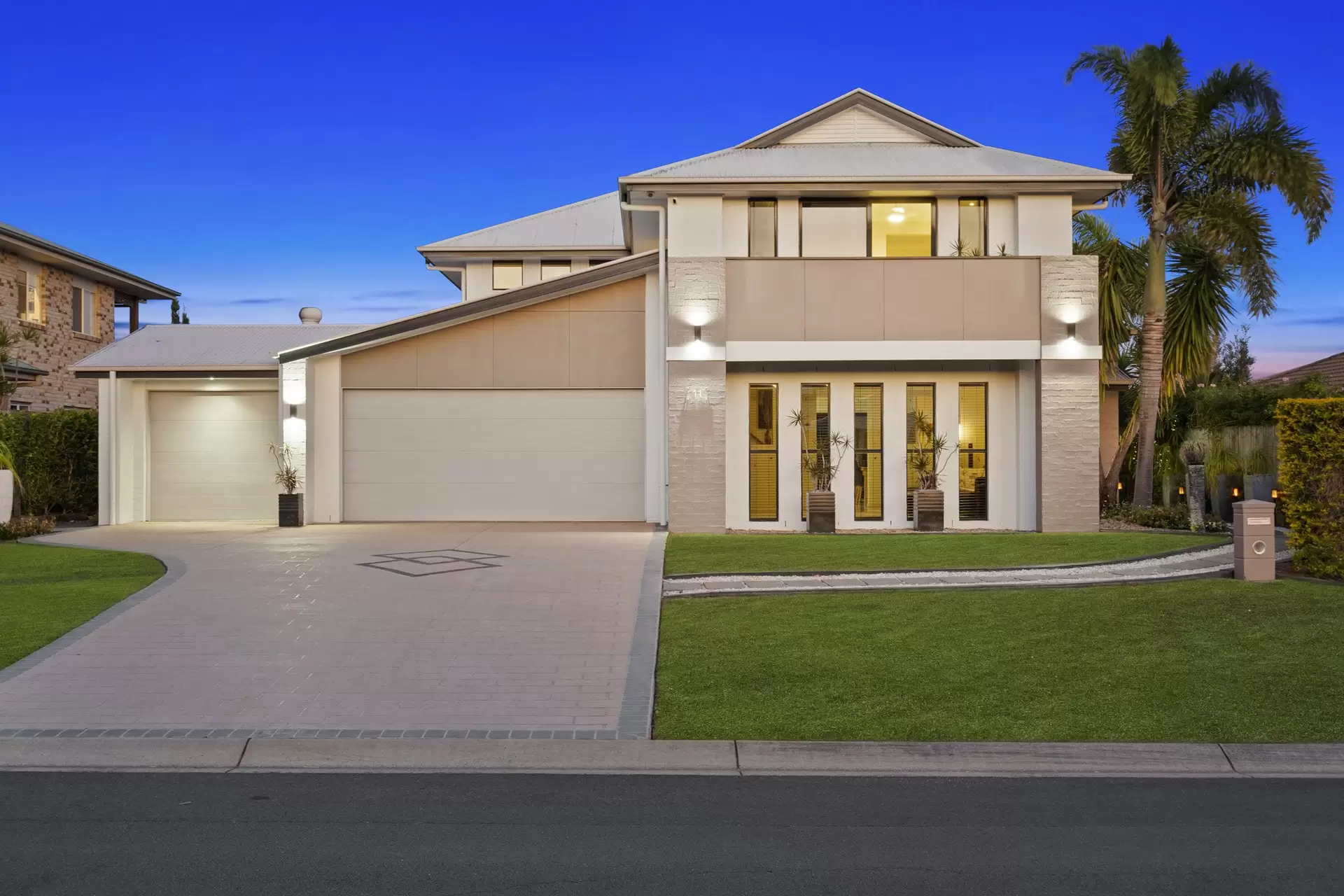 11 Moreton Road, Thornlands Sold by  - image 1