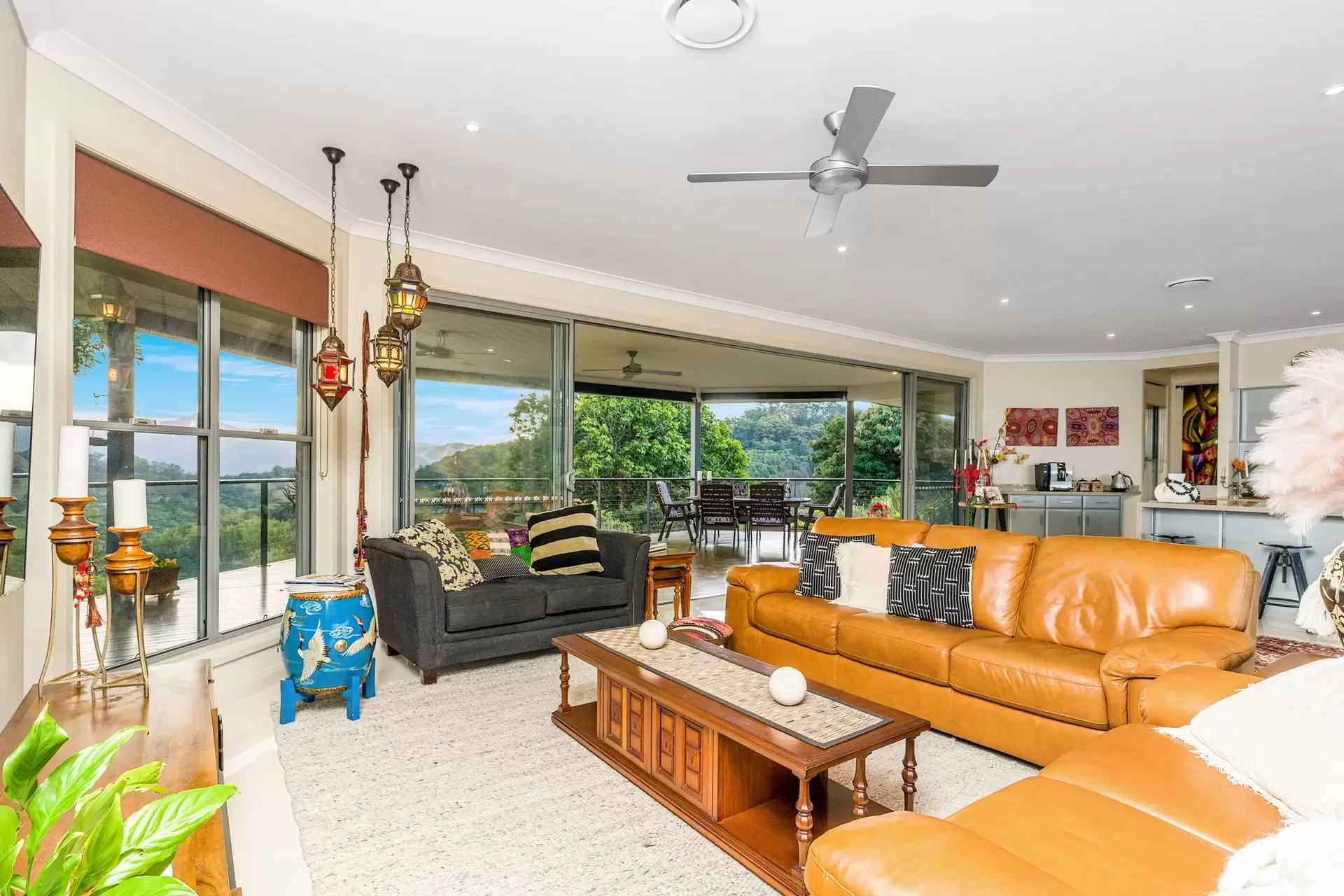 4 Highlander Court, Clear Mountain Sold by  - image 1