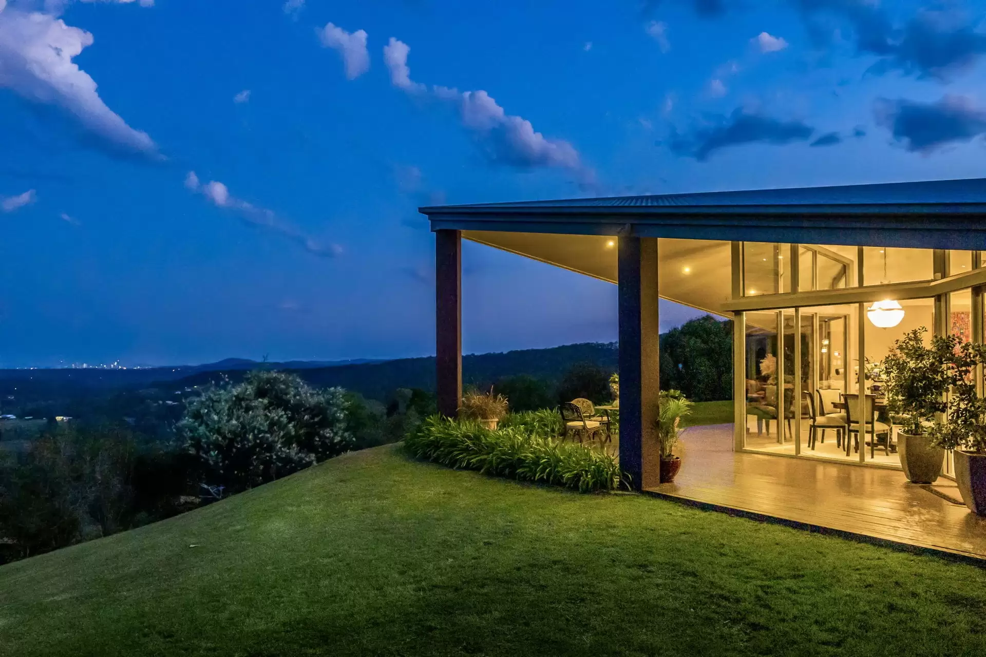4 Highlander Court, Clear Mountain Sold by  - image 1