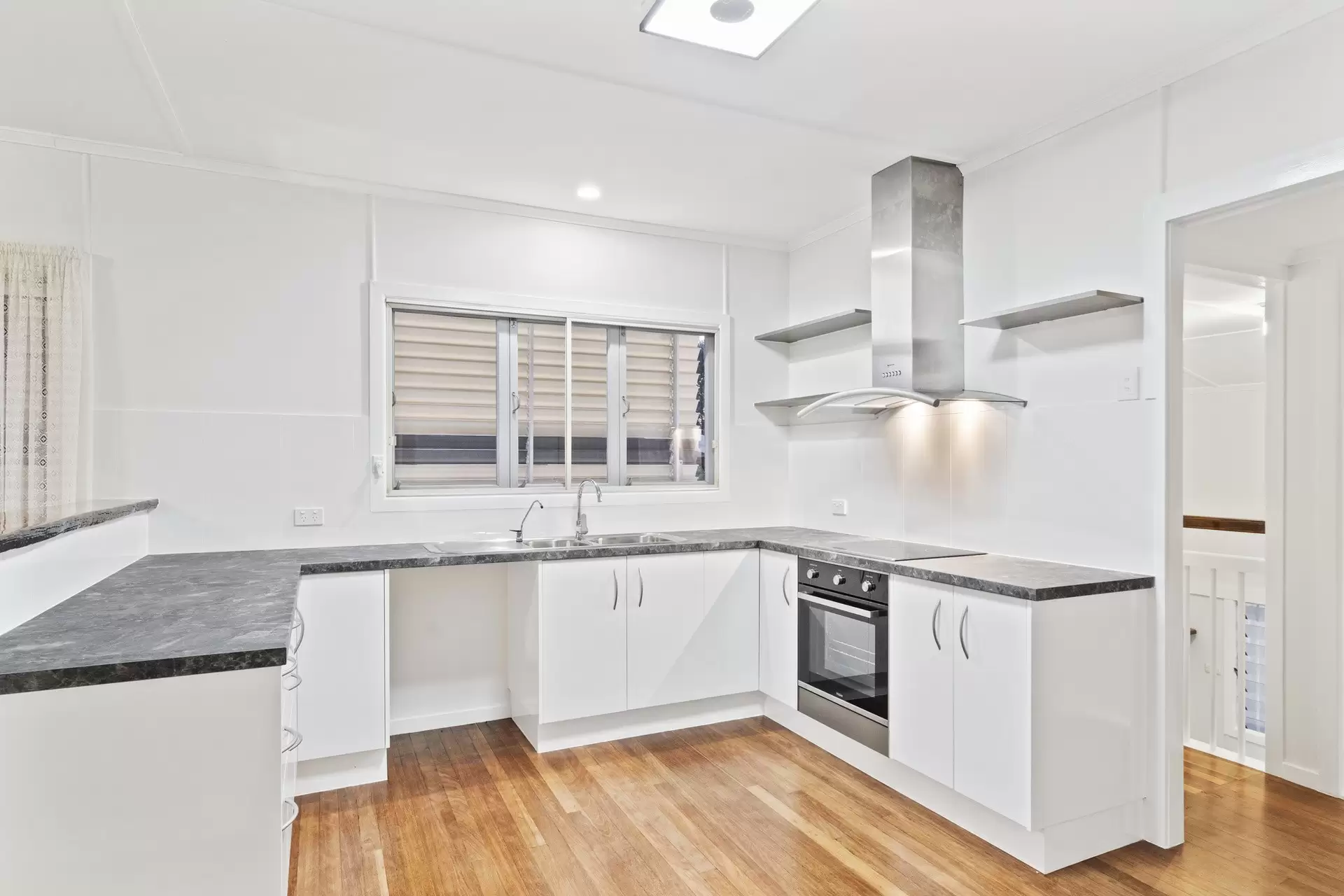 26 Talwong Street, Manly West Sold by  - image 1