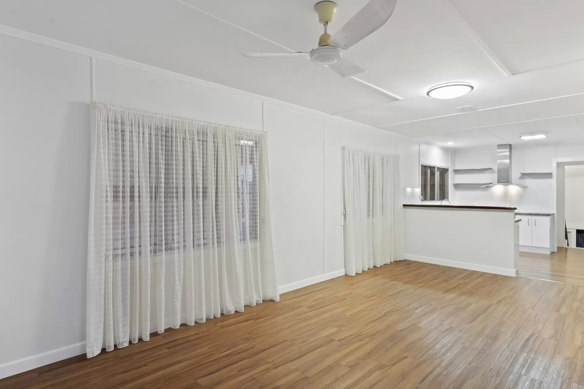 26 Talwong Street, Manly West Sold by  - image 1