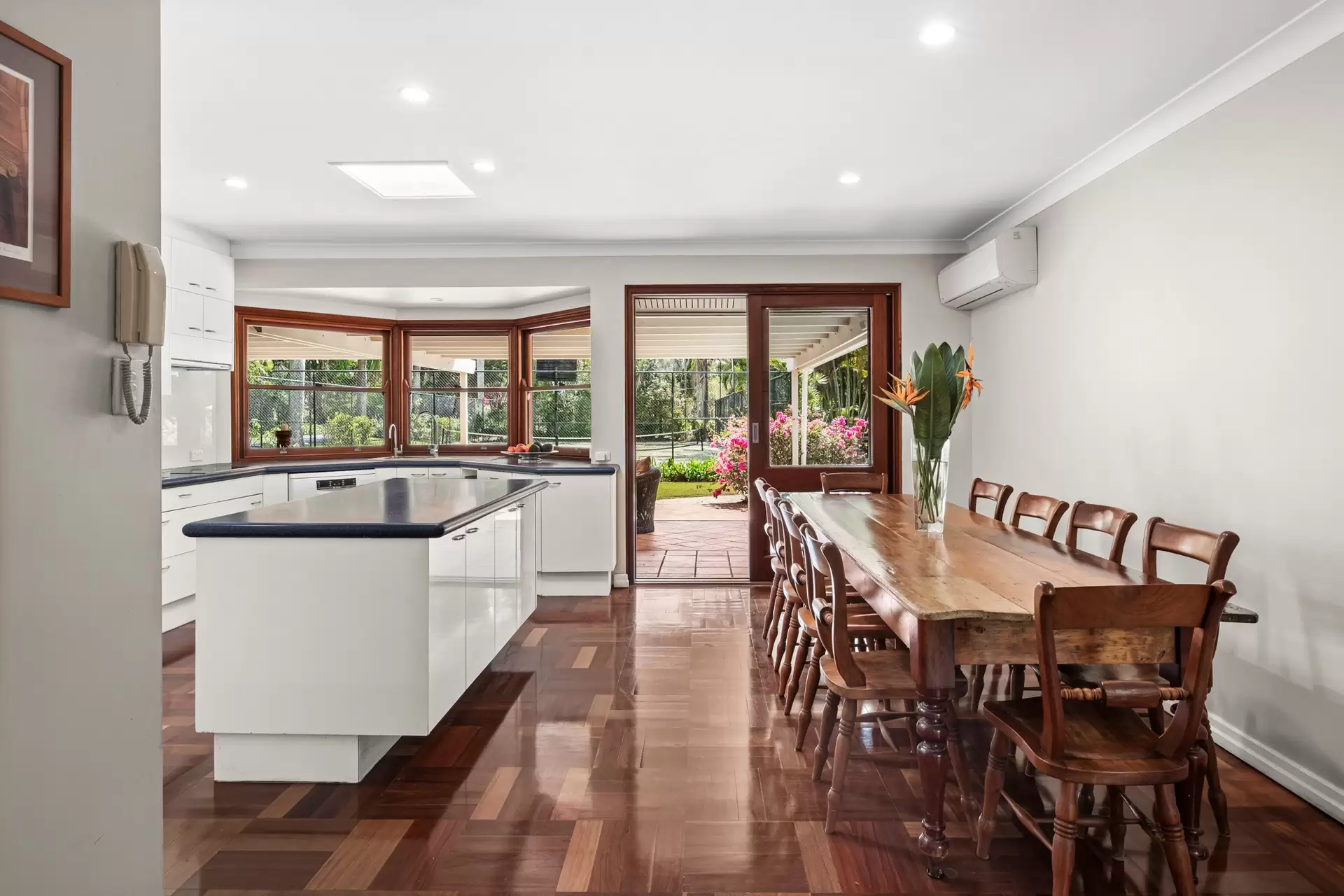 553 Grassdale Road, Gumdale Sold by Queensland Sotheby's International Realty - image 1