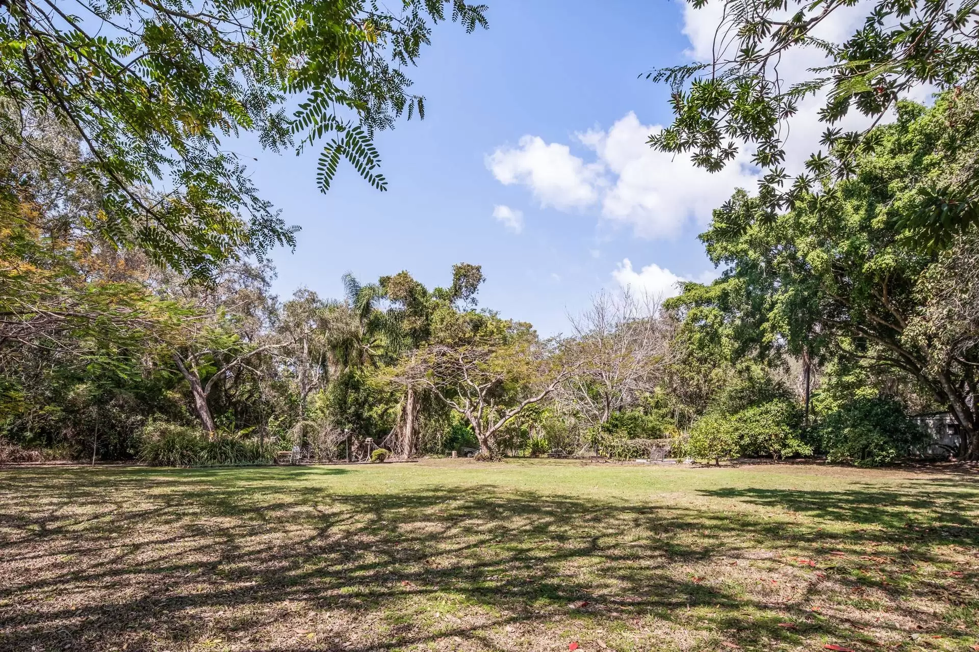 553 Grassdale Road, Gumdale Sold by  - image 1