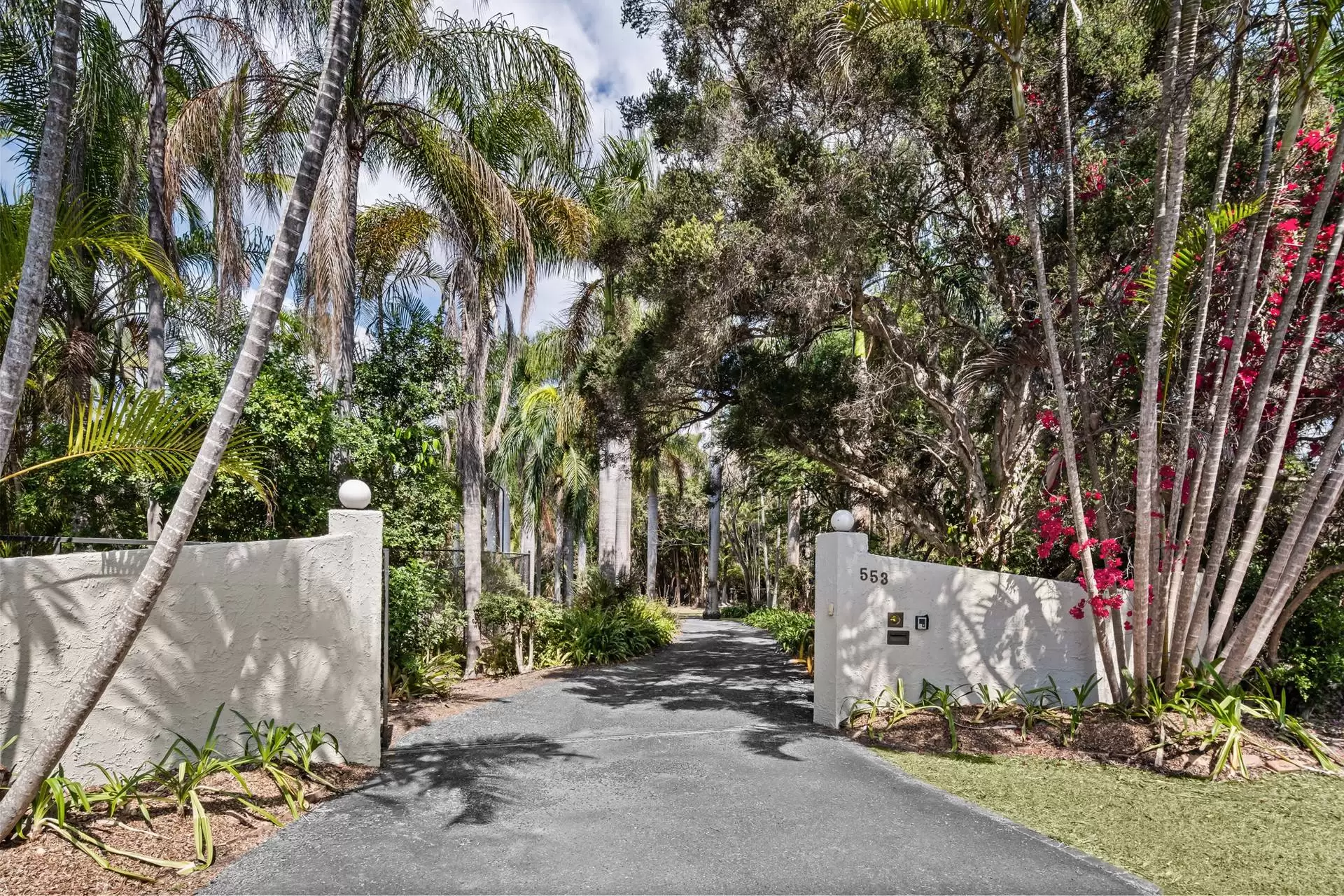 553 Grassdale Road, Gumdale Sold by Queensland Sotheby's International Realty - image 1