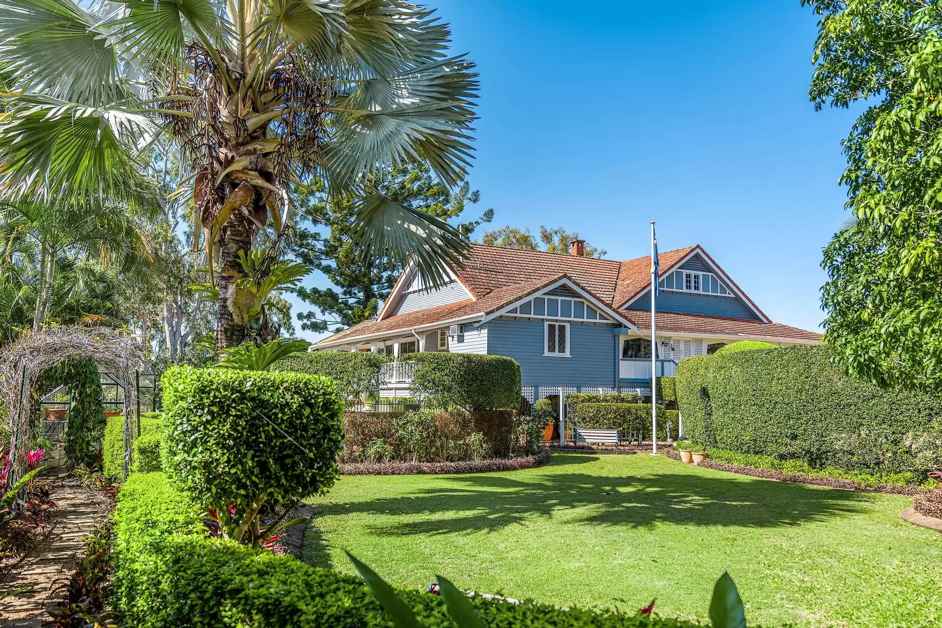 9 Elizabeth Street, Maryborough Sold by Queensland Sotheby's International Realty - image 1