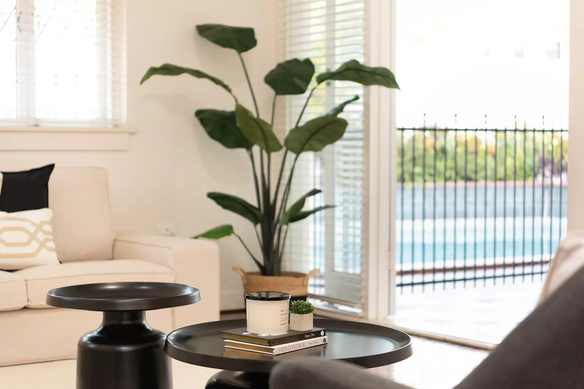52 Virginia Avenue, Hawthorne Sold by Queensland Sotheby's International Realty - image 1
