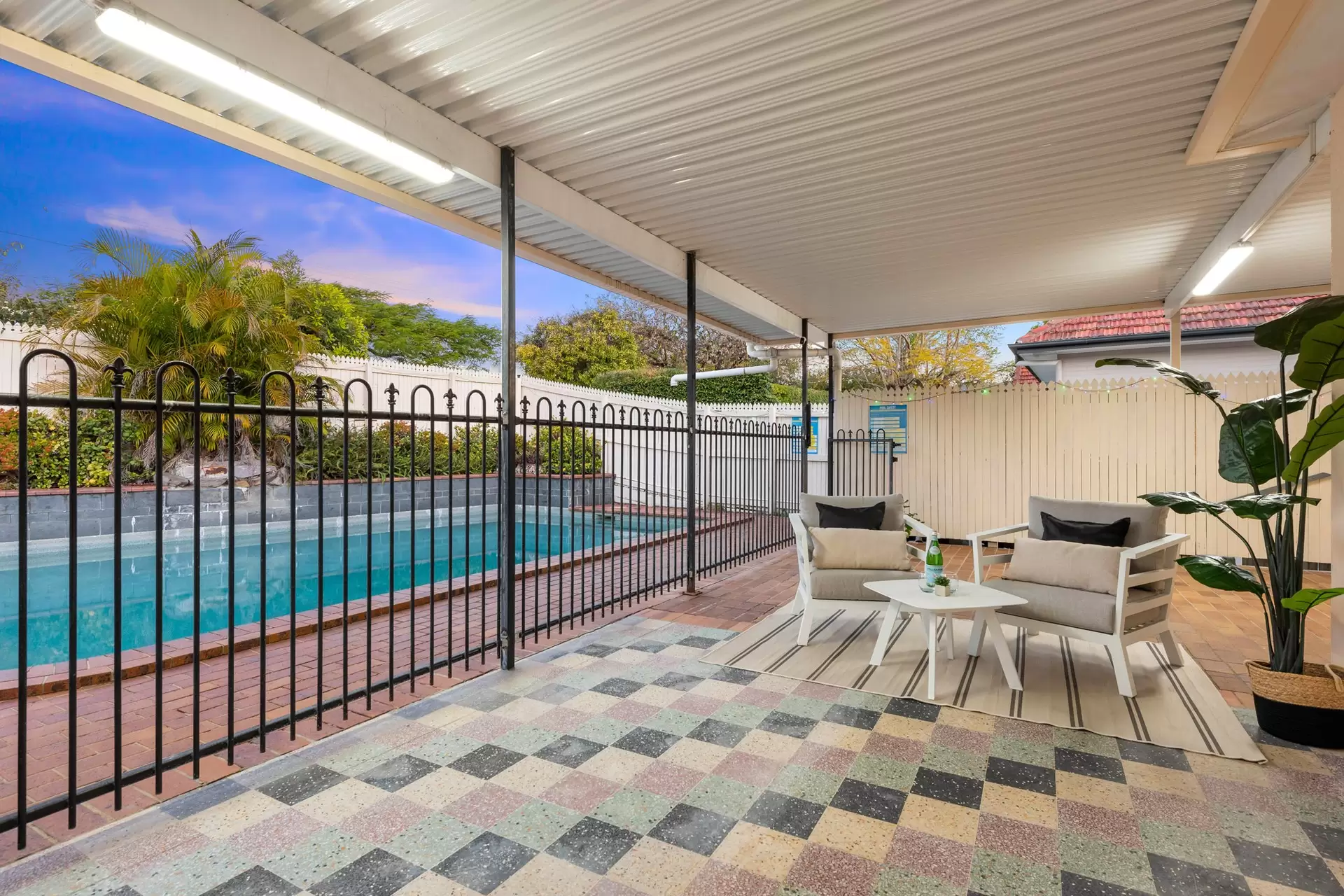 52 Virginia Avenue, Hawthorne Sold by Queensland Sotheby's International Realty - image 1