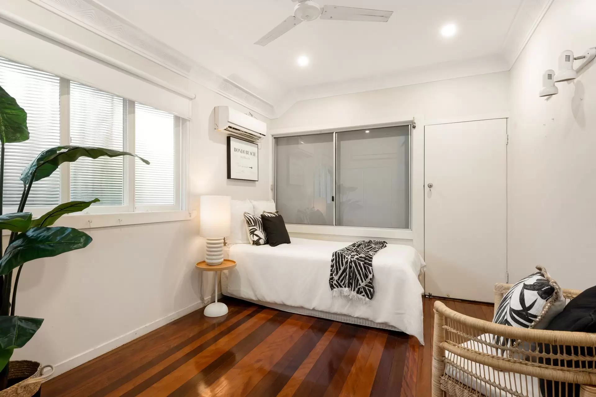 52 Virginia Avenue, Hawthorne Sold by Queensland Sotheby's International Realty - image 1