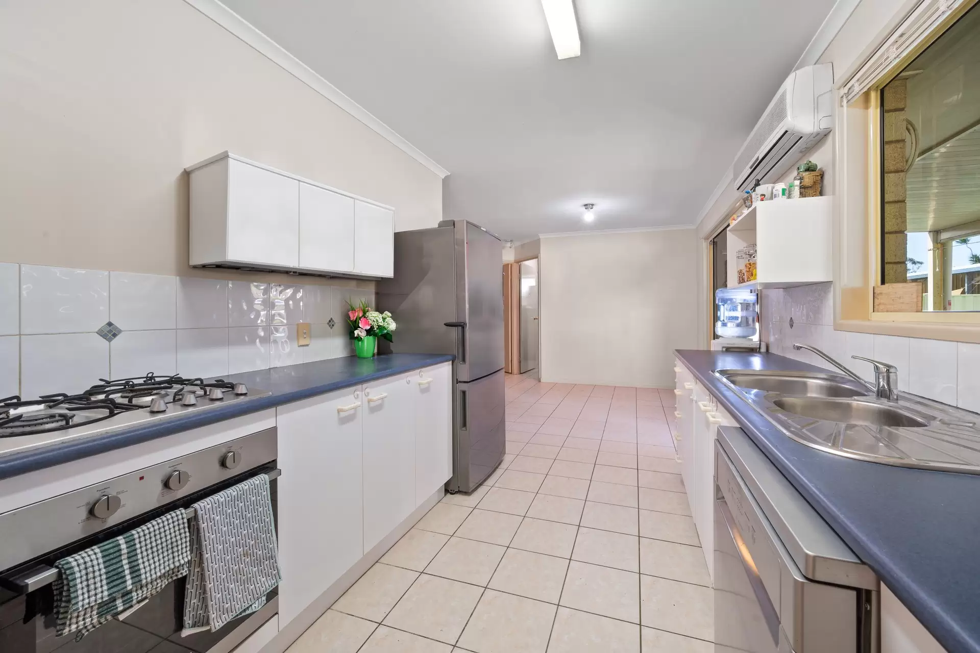 14 O'Hanlon Crescent, Mount Julian Sold by Queensland Sotheby's International Realty - image 1