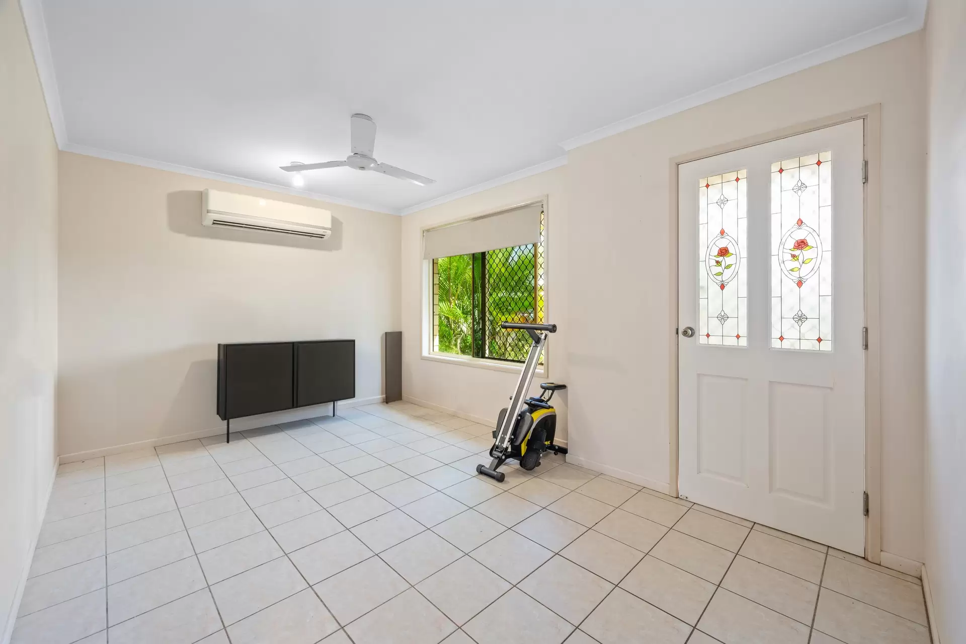 14 O'Hanlon Crescent, Mount Julian Sold by Queensland Sotheby's International Realty - image 1