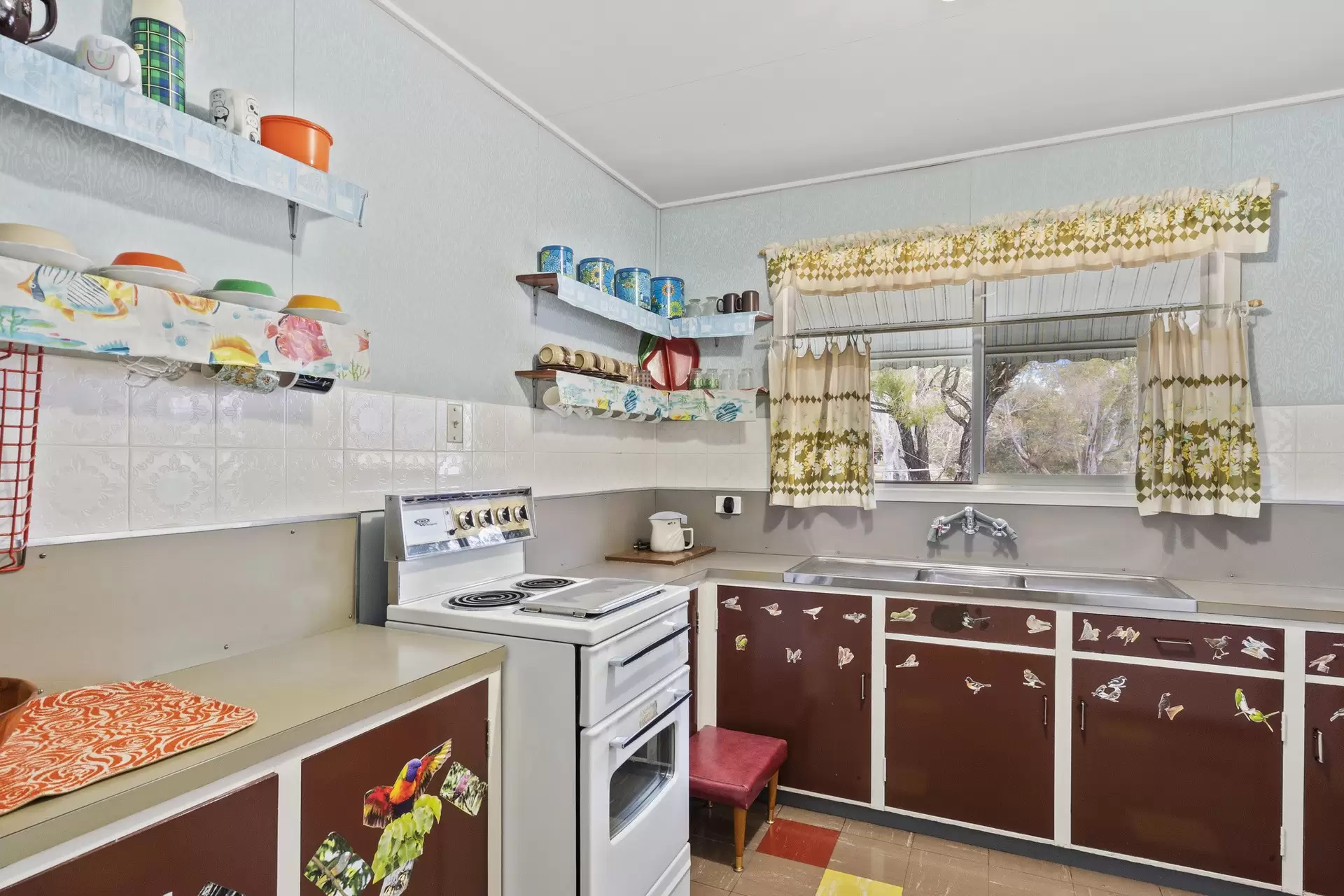 69 Queen Street, Cleveland Sold by Queensland Sotheby's International Realty - image 1