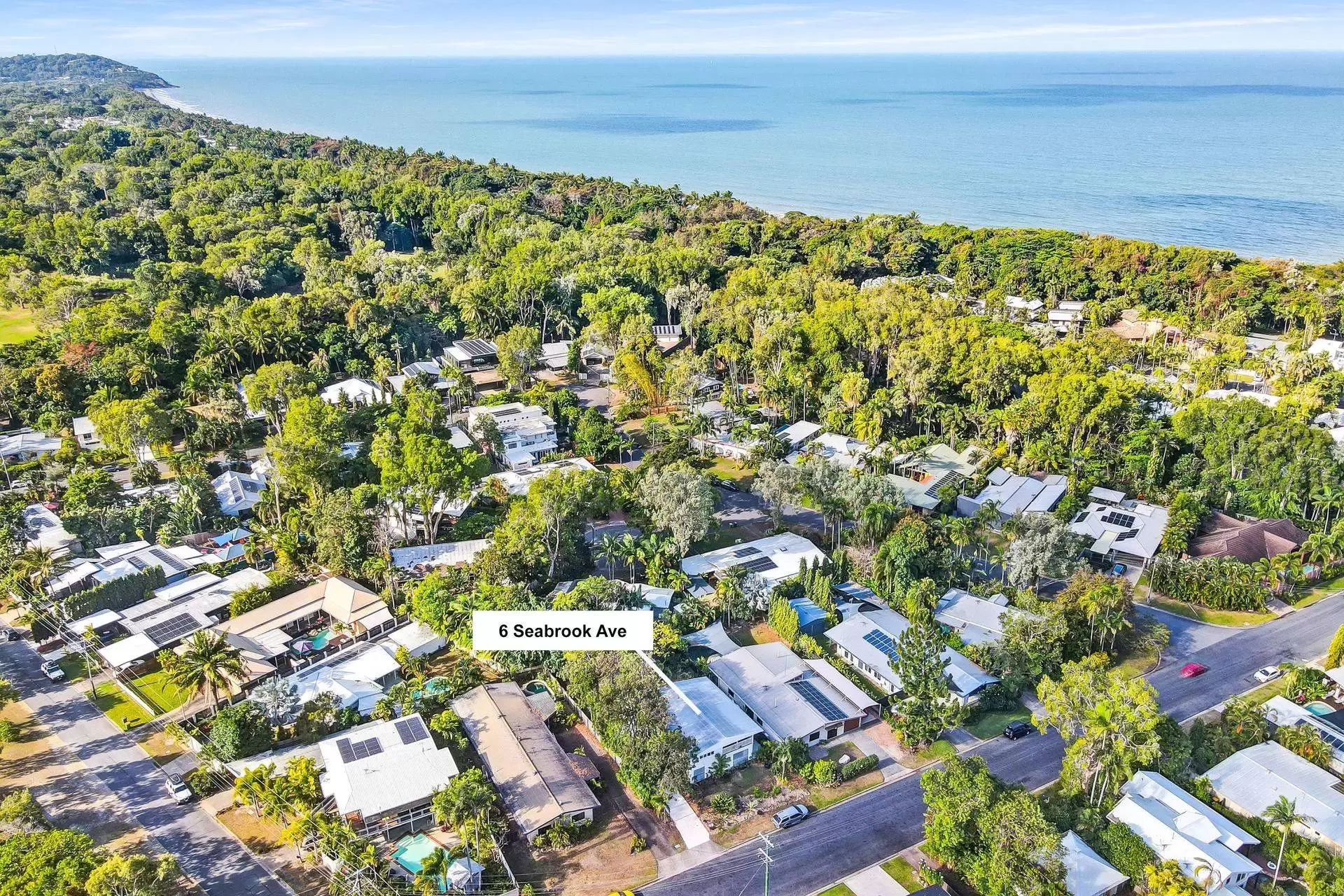 6 Seabrook Avenue, Port Douglas Sold by Queensland Sotheby's International Realty - image 1