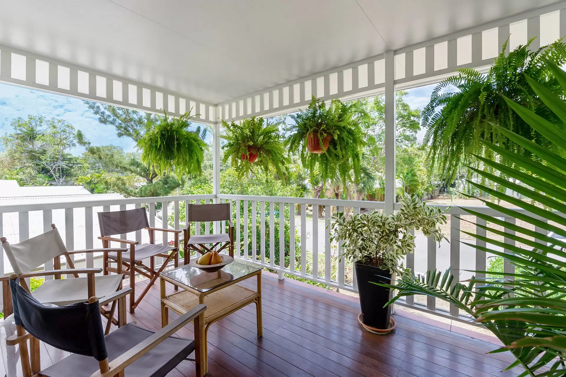 6 Seabrook Avenue, Port Douglas Sold by Queensland Sotheby's International Realty - image 1