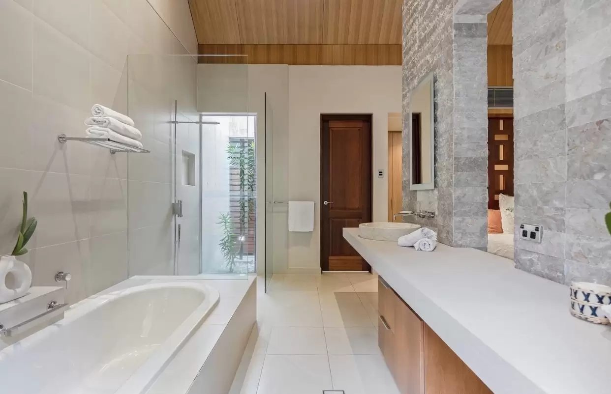 7 Bale Drive, Port Douglas Sold by Queensland Sotheby's International Realty - image 1