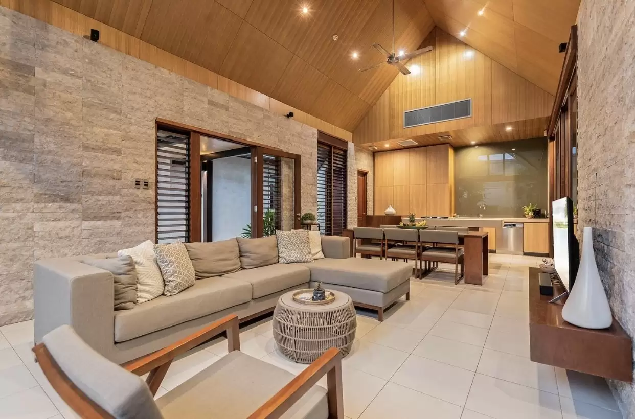 7 Bale Drive, Port Douglas Sold by Queensland Sotheby's International Realty - image 1