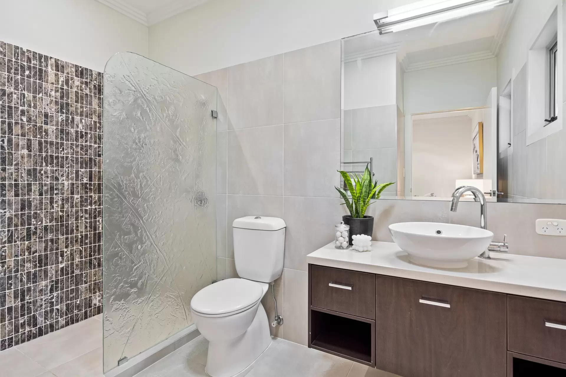 43 Sugarglider Court, Mount Cotton Sold by Queensland Sotheby's International Realty - image 1