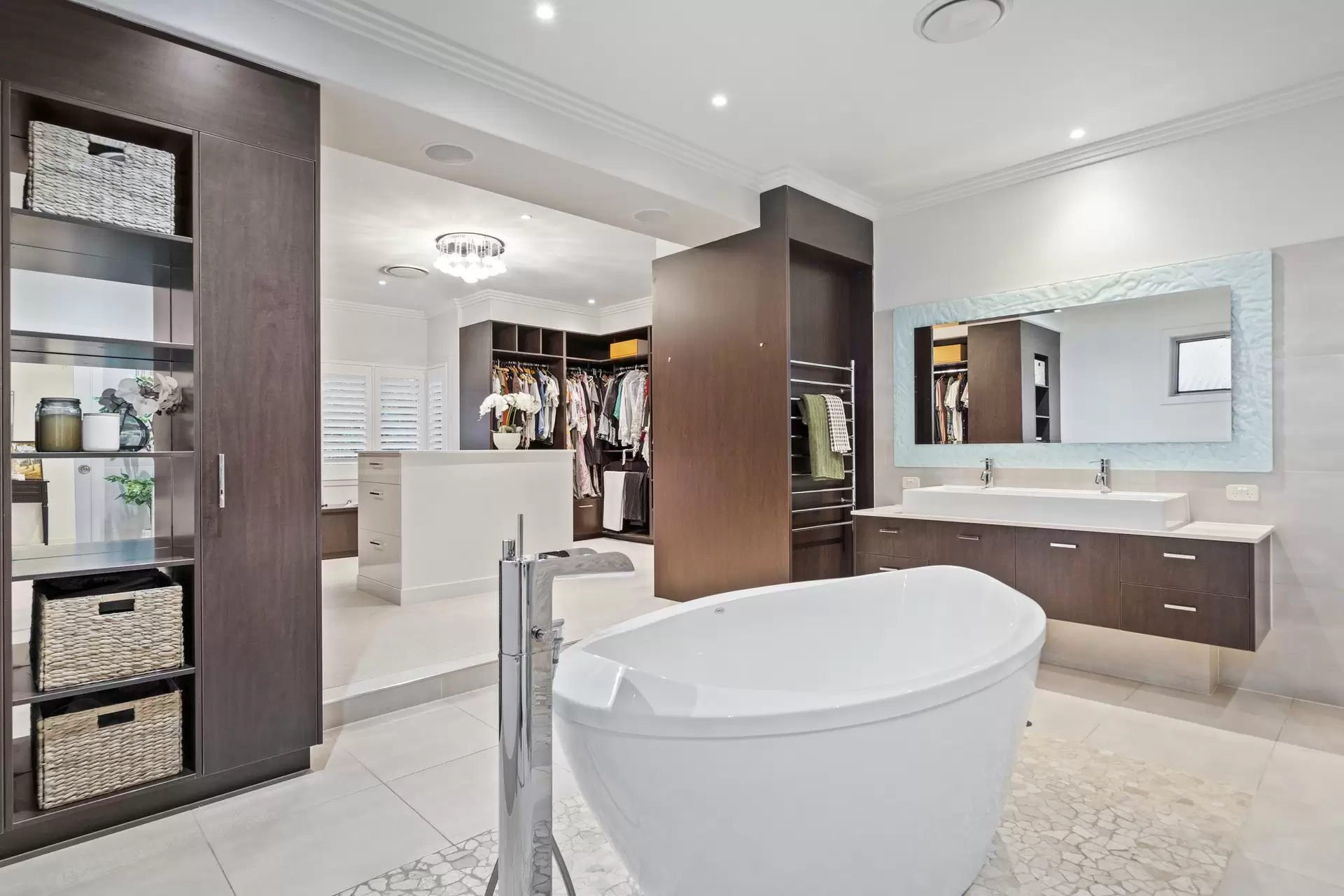 43 Sugarglider Court, Mount Cotton Sold by Queensland Sotheby's International Realty - image 1