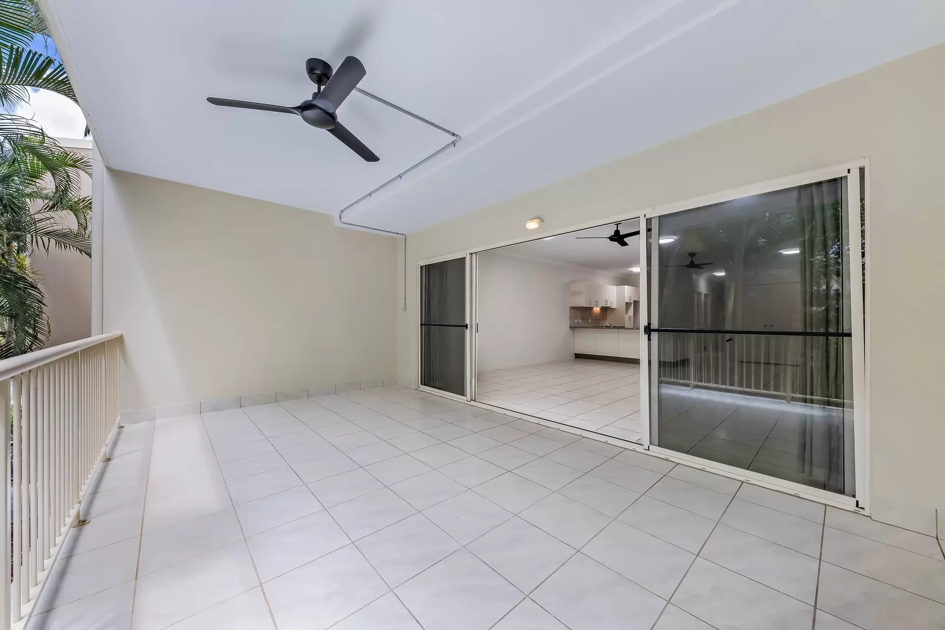 68/21 Shute Harbour Road, Cannonvale Sold by Queensland Sotheby's International Realty - image 1
