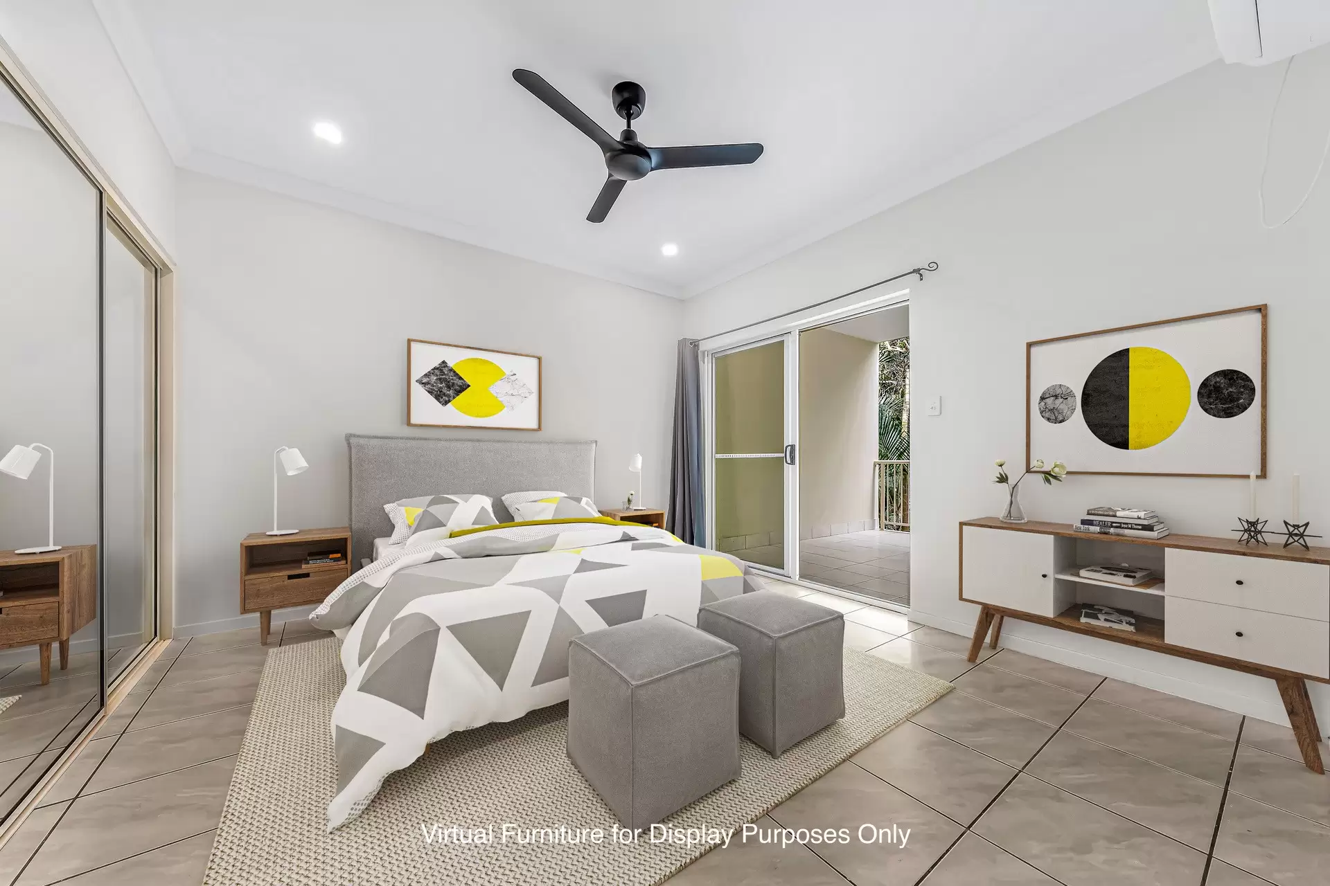 68/21 Shute Harbour Road, Cannonvale Sold by Queensland Sotheby's International Realty - image 1