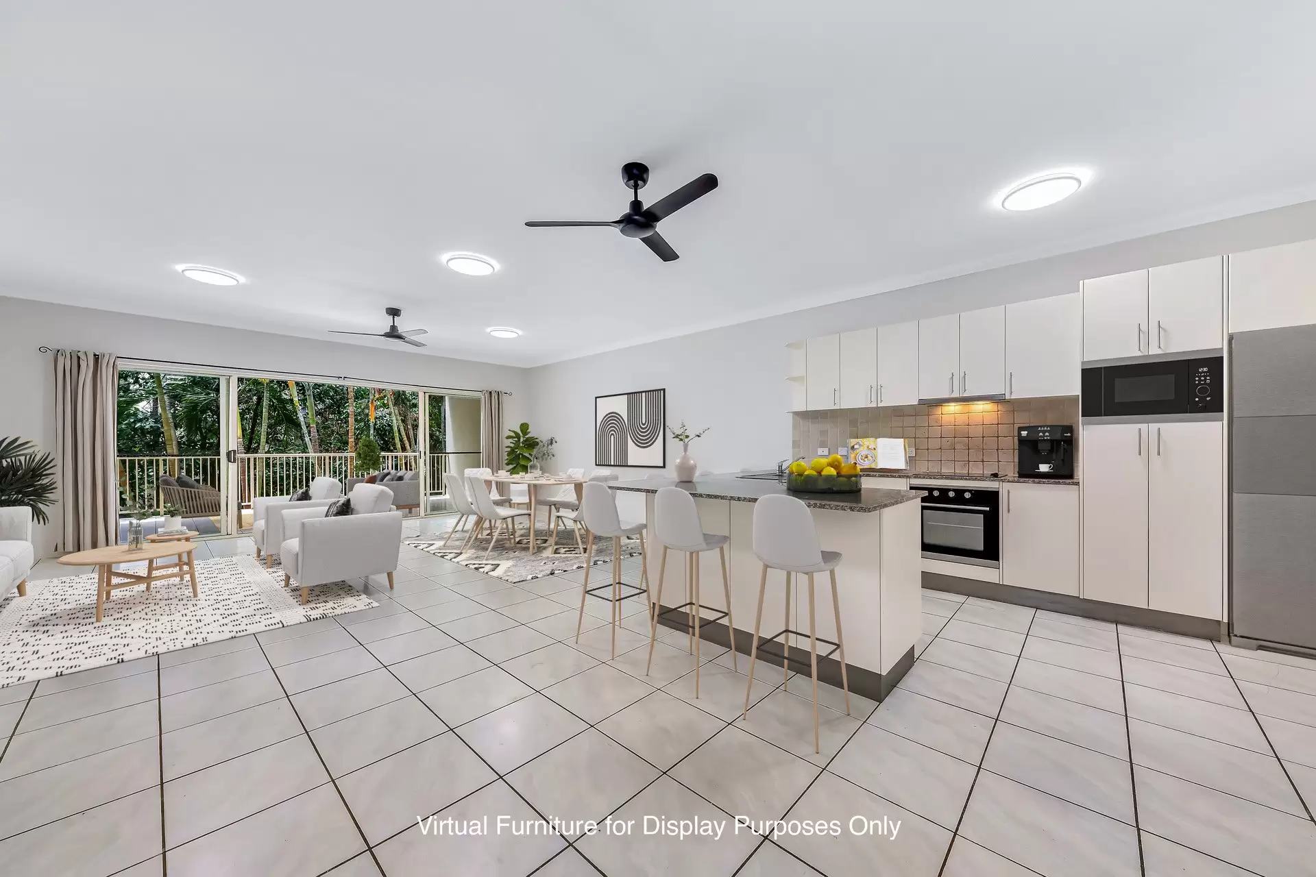 68/21 Shute Harbour Road, Cannonvale Sold by Queensland Sotheby's International Realty - image 1