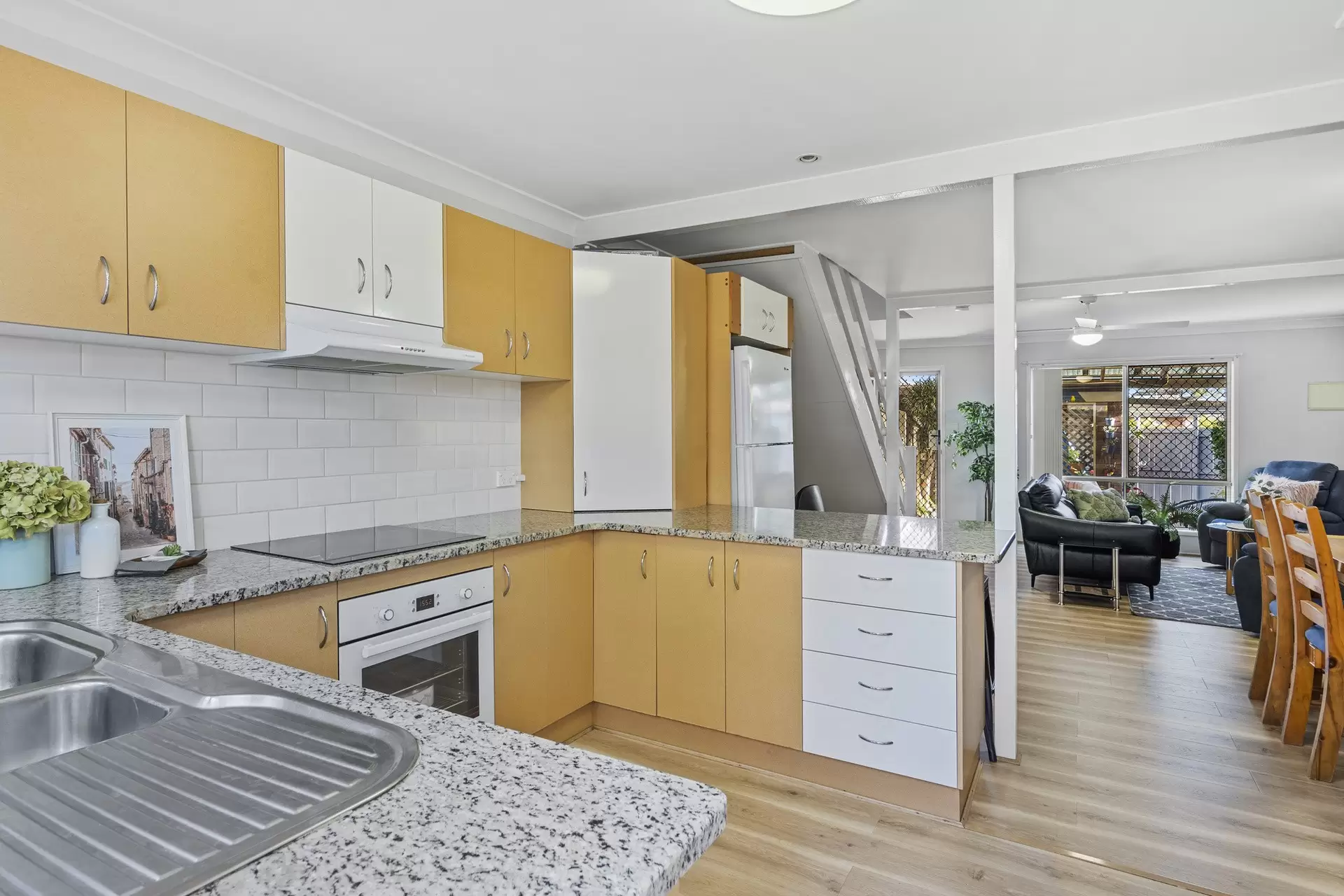 46/164-172 Wellington Street, Ormiston Sold by  - image 1