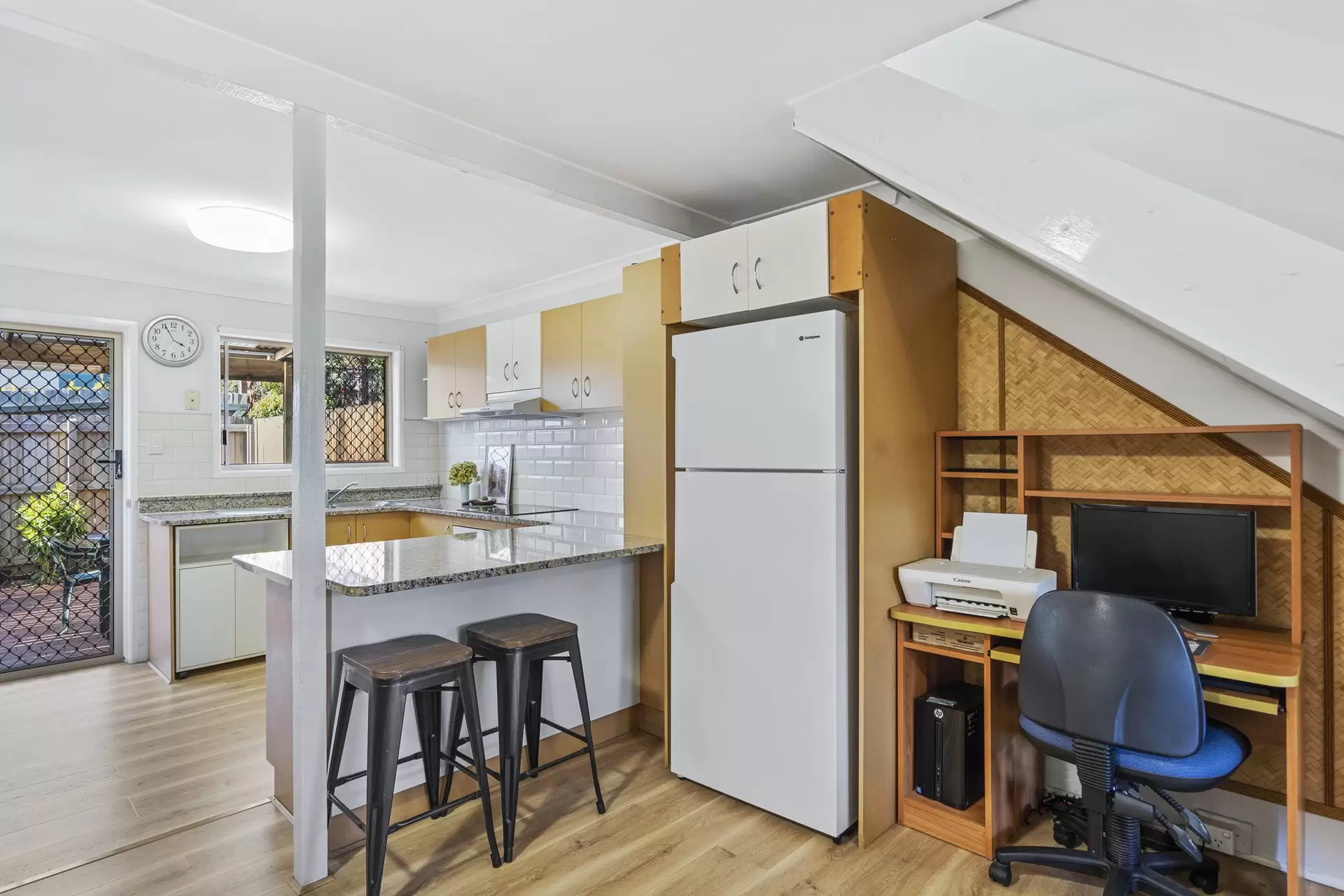 46/164-172 Wellington Street, Ormiston Sold by Queensland Sotheby's International Realty - image 1
