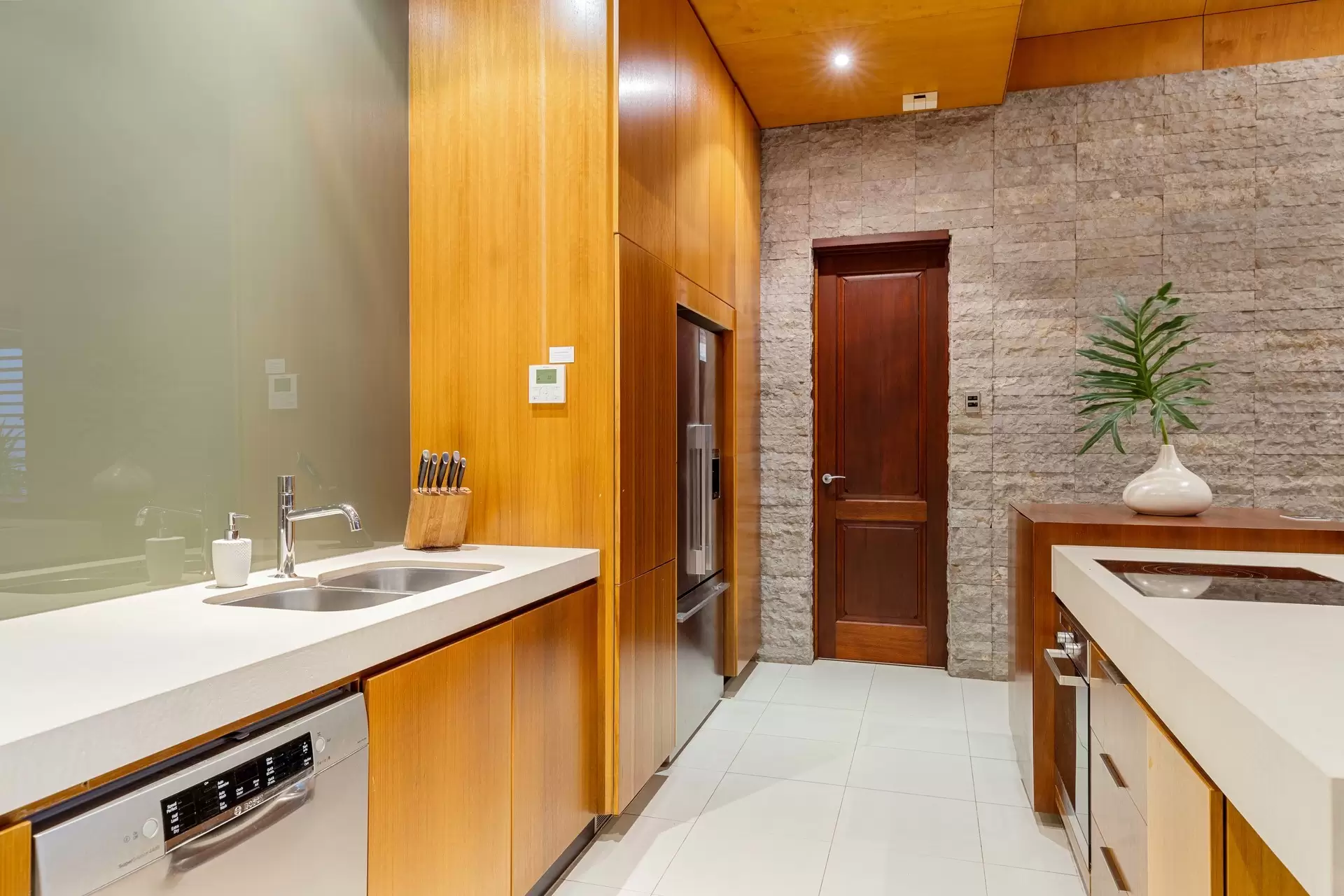 27 Bale Drive, Port Douglas Sold by Queensland Sotheby's International Realty - image 1