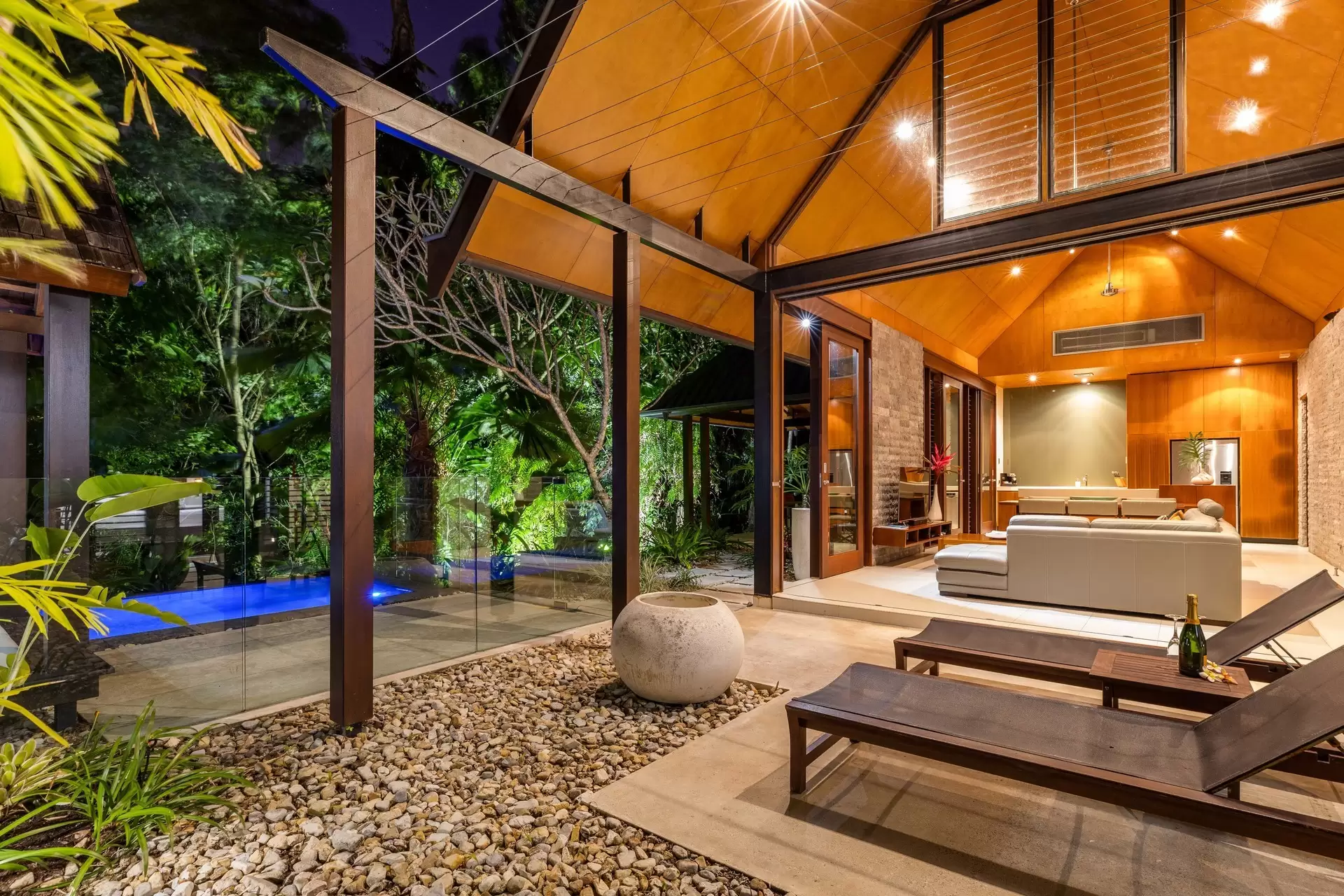 27 Bale Drive, Port Douglas Sold by Queensland Sotheby's International Realty - image 1