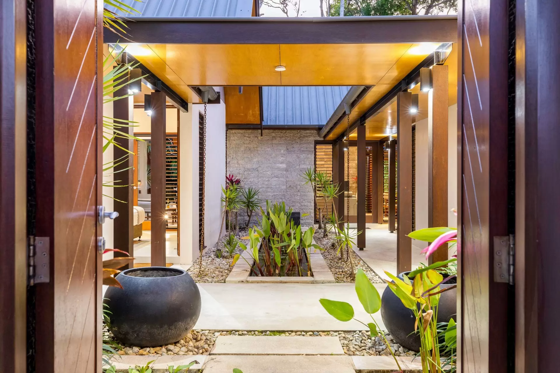 27 Bale Drive, Port Douglas Sold by Queensland Sotheby's International Realty - image 1