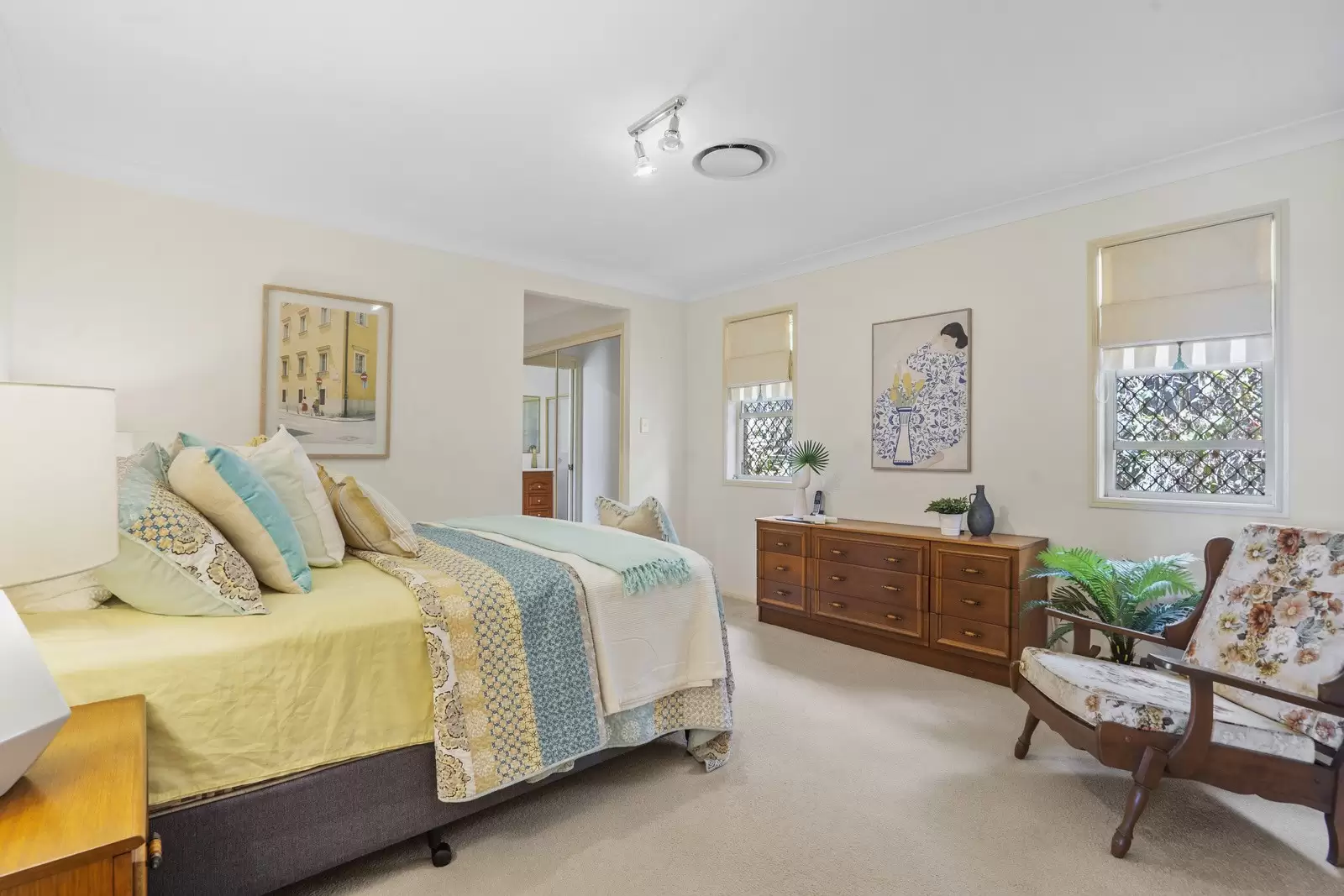 124 Morris Circuit, Thornlands Sold by Queensland Sotheby's International Realty - image 1
