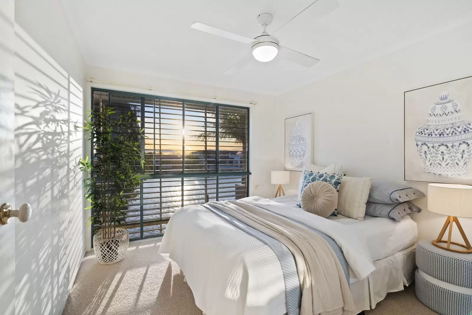 16 Piermont Place, Raby Bay Sold by Queensland Sotheby's International Realty - image 1