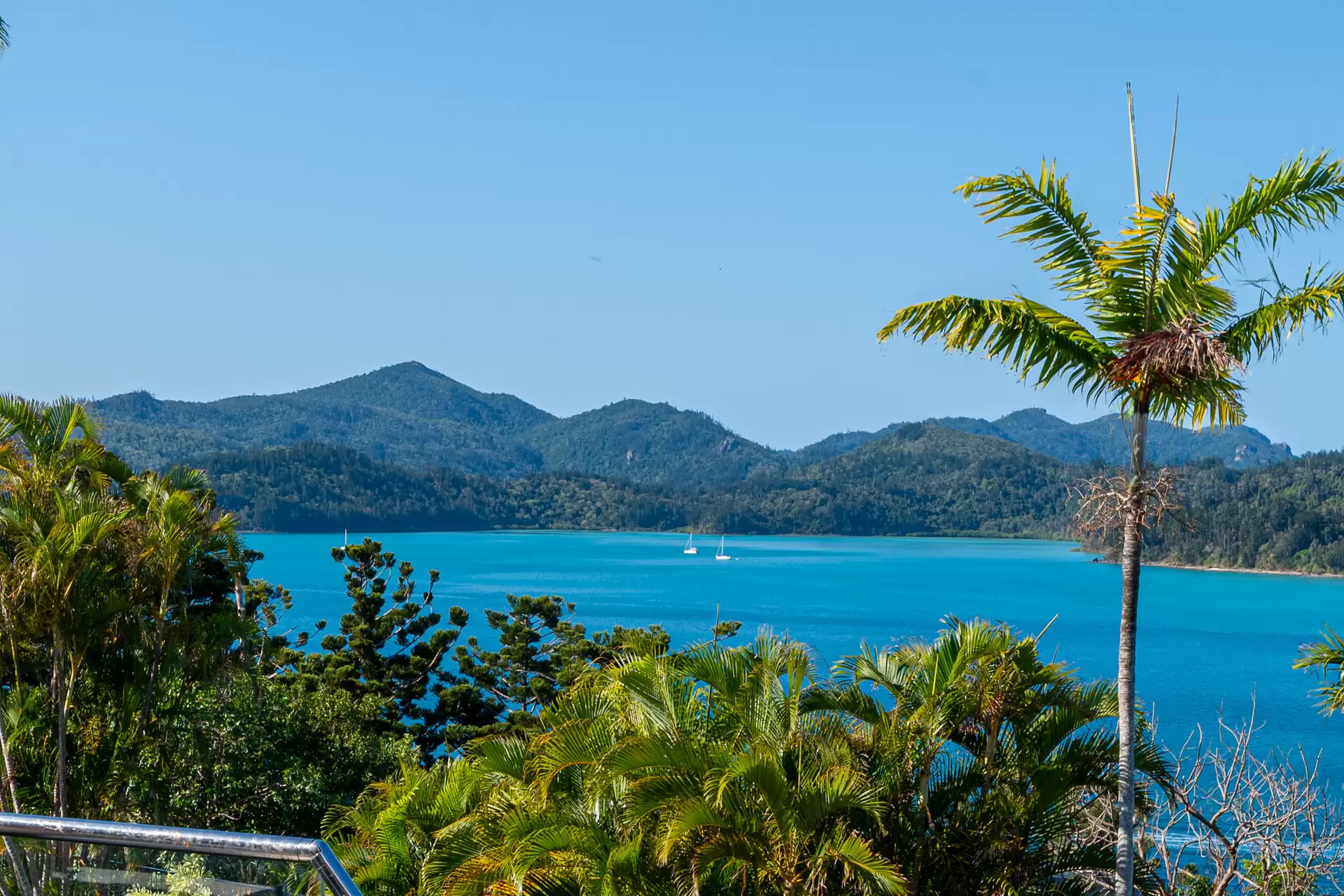 E2/12 Whitsunday Boulevard, Hamilton Island Sold by Queensland Sotheby's International Realty - image 1
