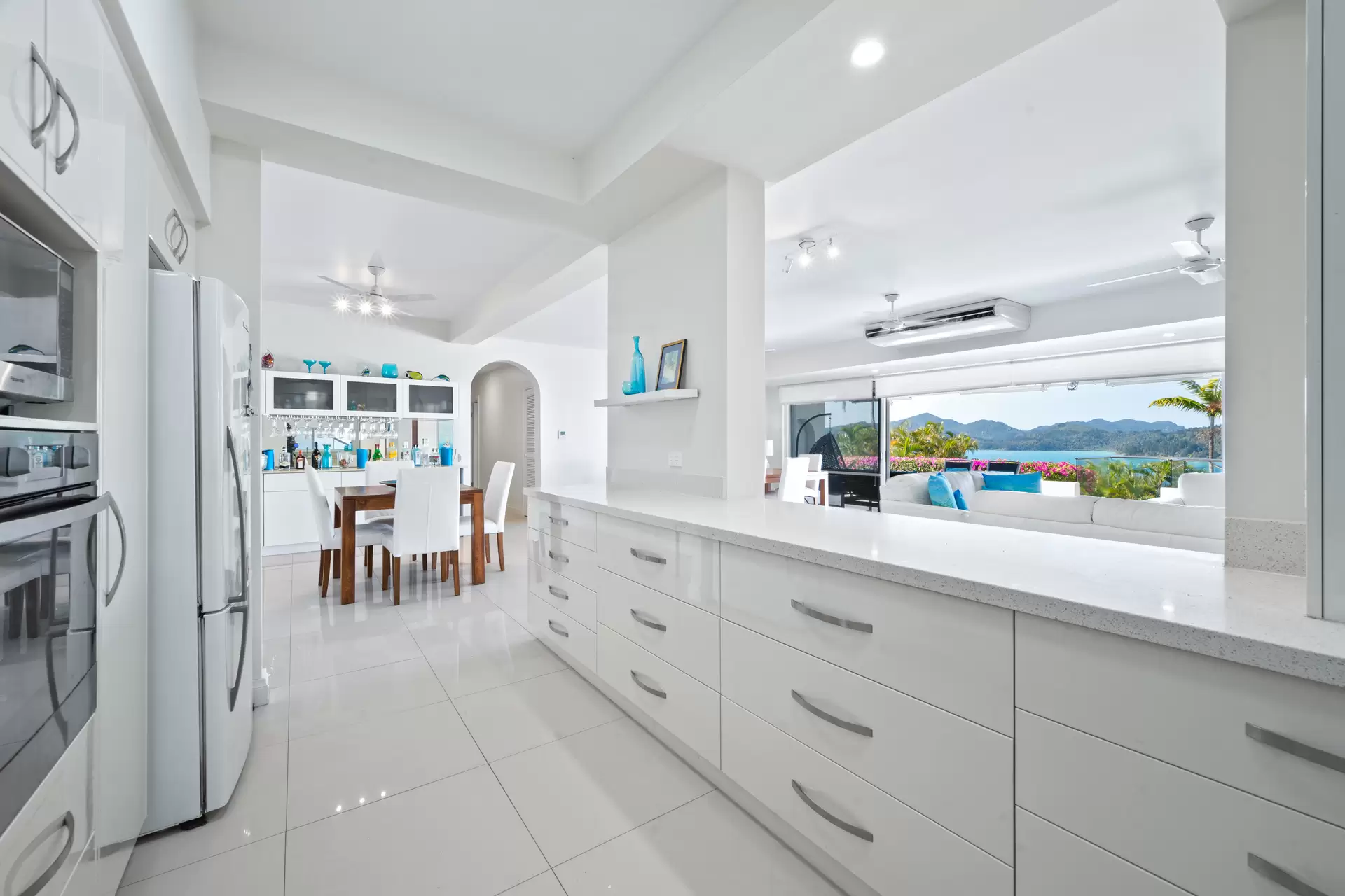 E2/12 Whitsunday Boulevard, Hamilton Island Sold by Queensland Sotheby's International Realty - image 1