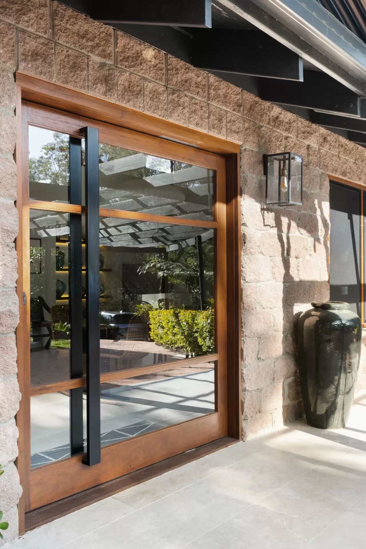 223 Moxon Road, Burbank Sold by  - image 1