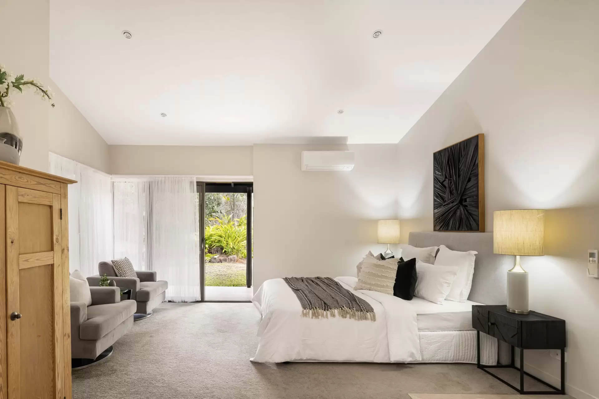 223 Moxon Road, Burbank Sold by Queensland Sotheby's International Realty - image 1