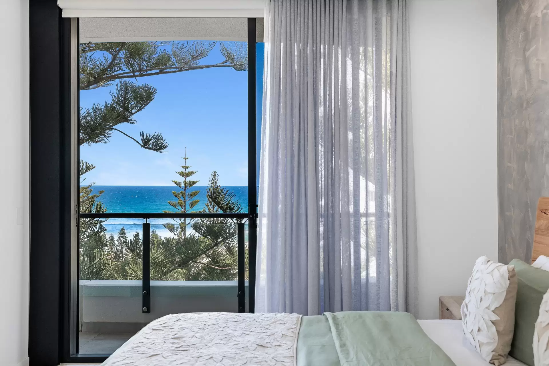 701/95 Old Burleigh Road, Broadbeach Sold by Queensland Sotheby's International Realty - image 1