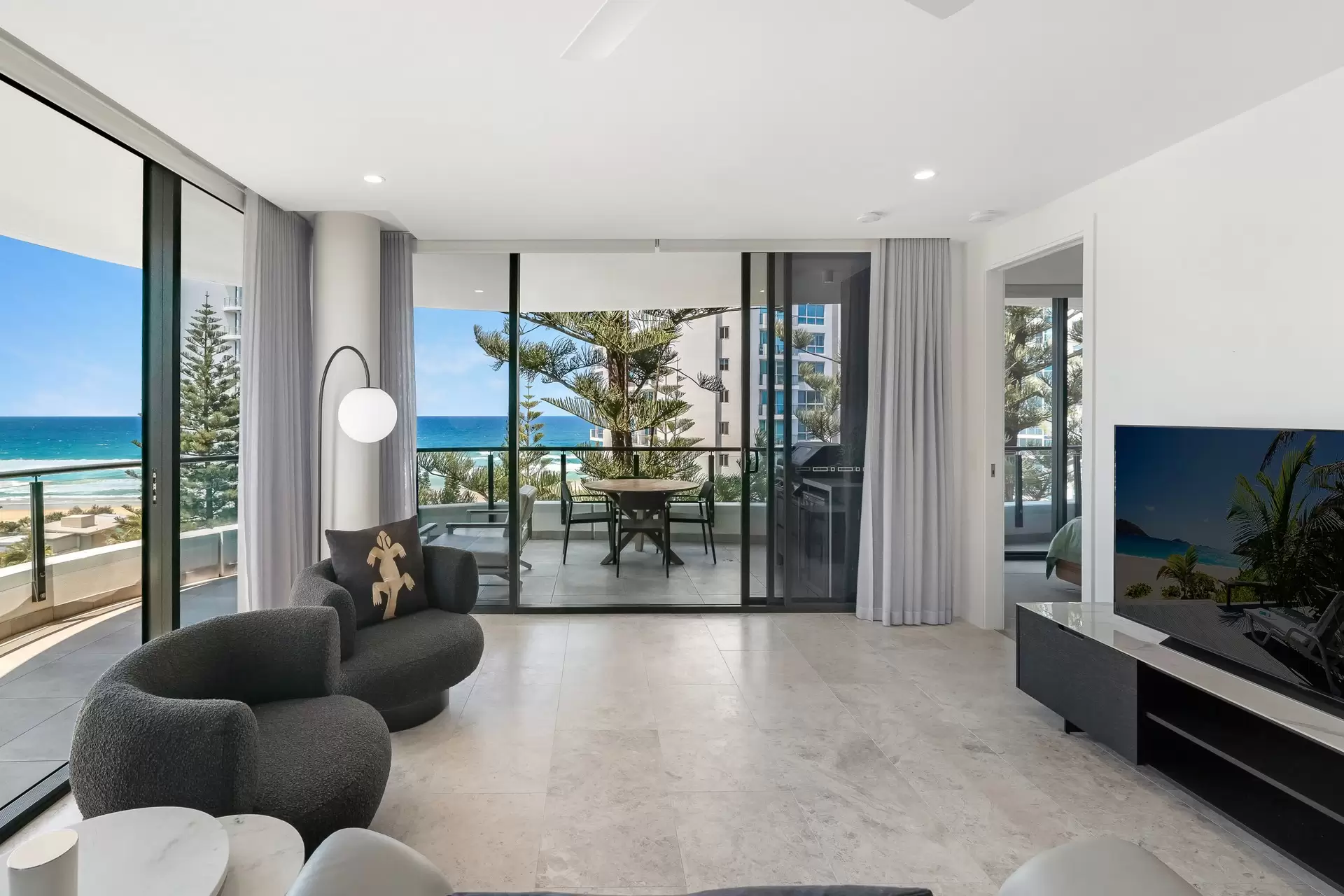 701/95 Old Burleigh Road, Broadbeach Sold by Queensland Sotheby's International Realty - image 1