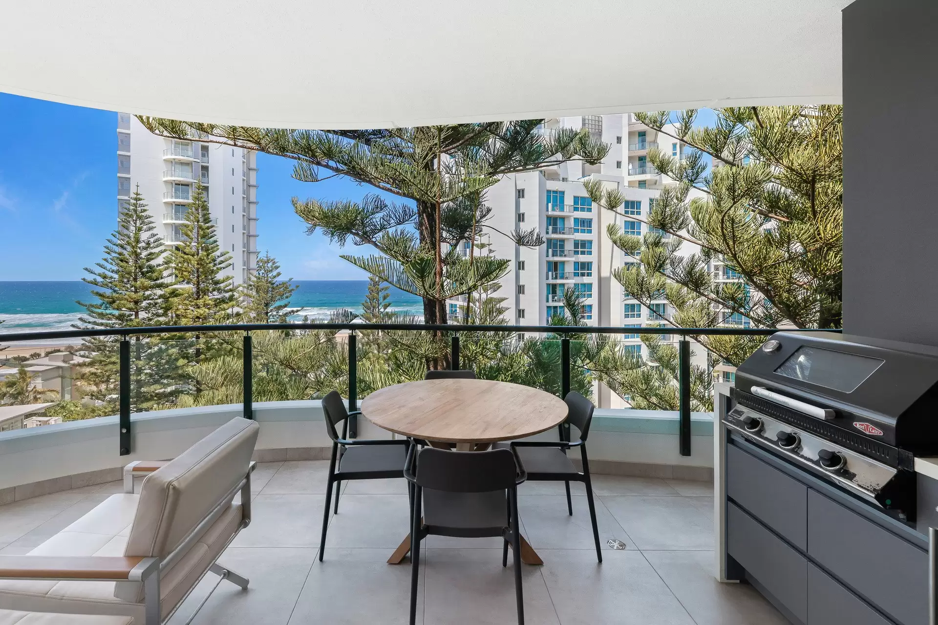 701/95 Old Burleigh Road, Broadbeach Sold by Queensland Sotheby's International Realty - image 1