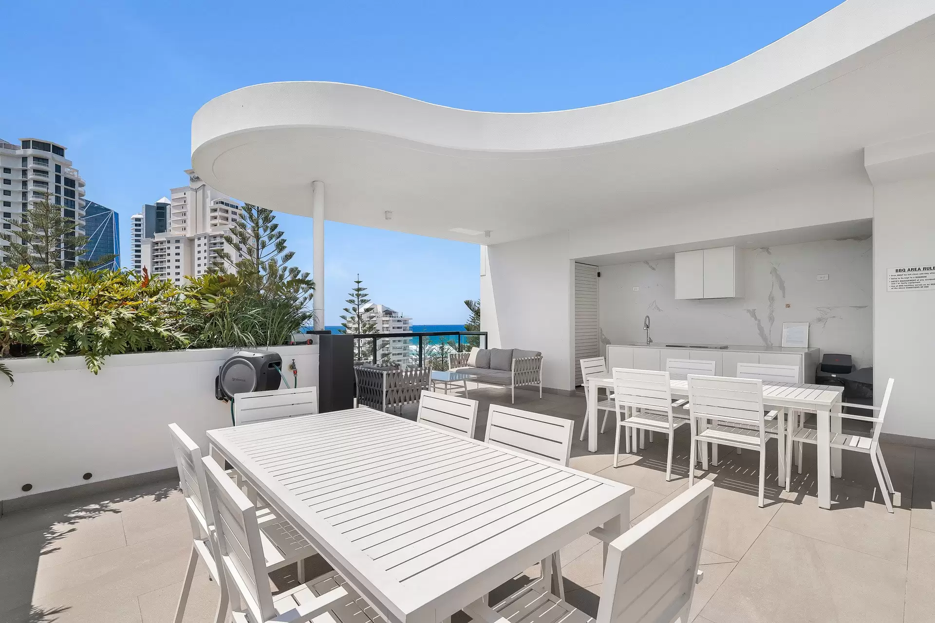701/95 Old Burleigh Road, Broadbeach Sold by Queensland Sotheby's International Realty - image 1