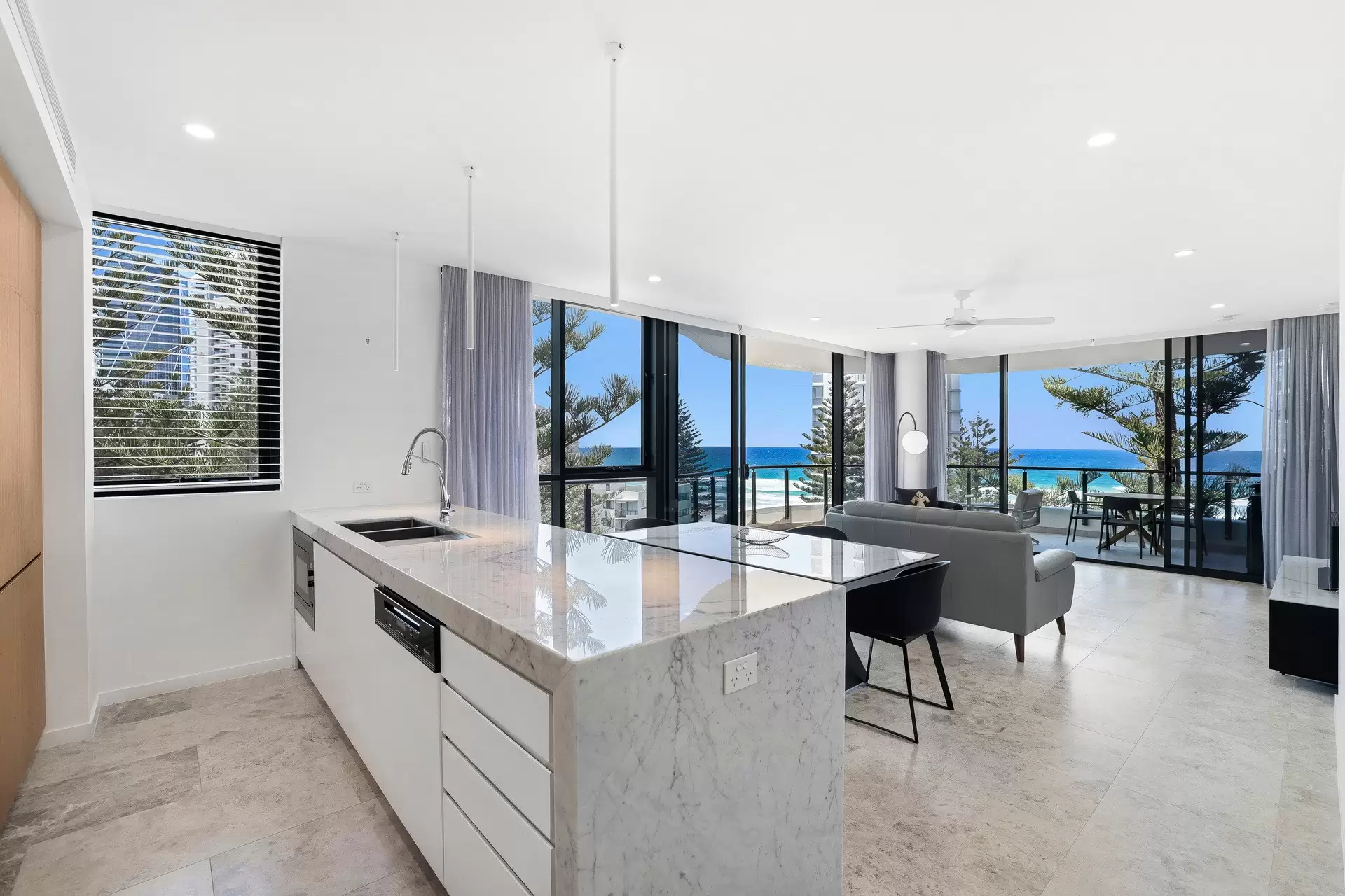 701/95 Old Burleigh Road, Broadbeach Sold by Queensland Sotheby's International Realty - image 1