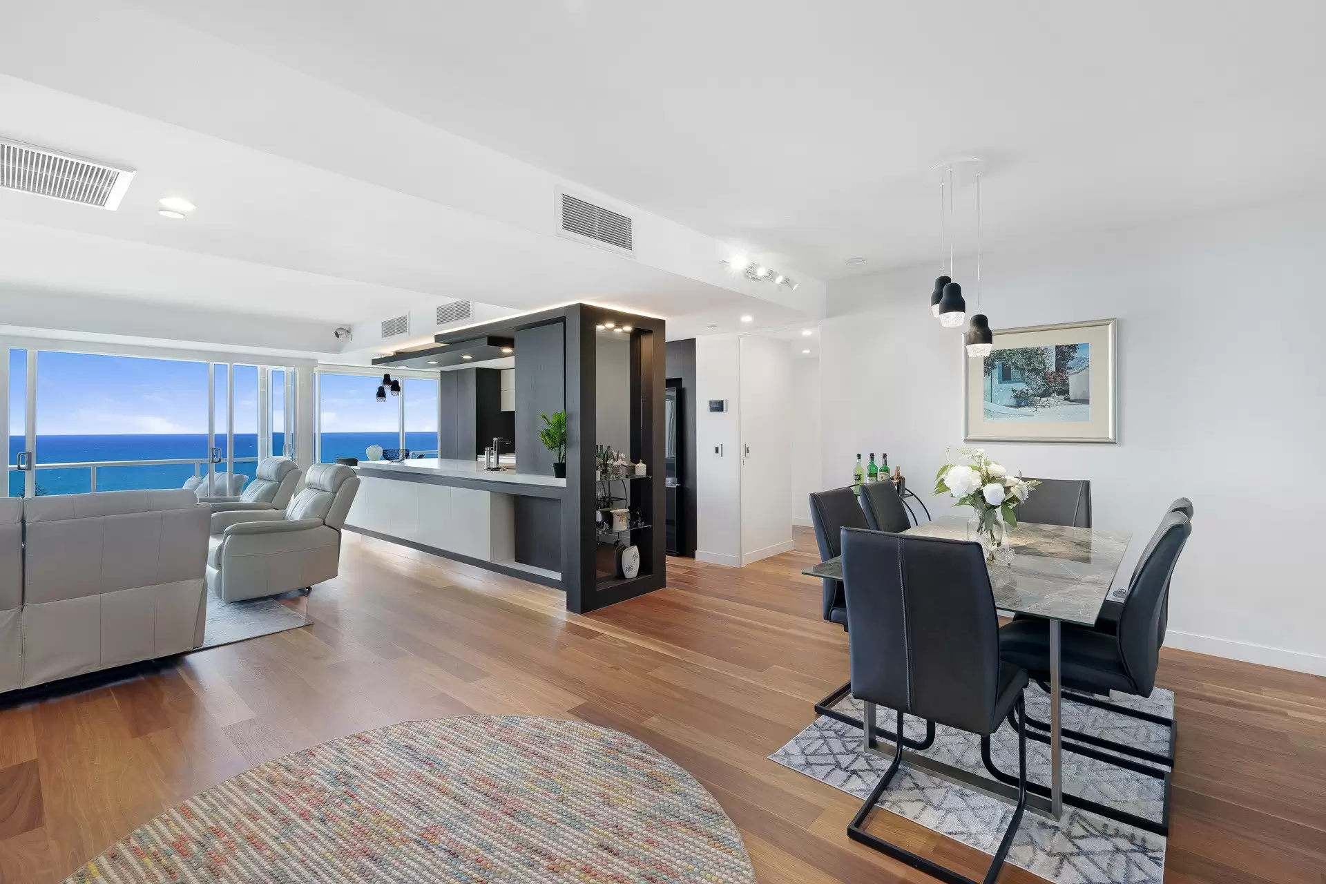 1173/1 Lennie Avenue, Main Beach Sold by  - image 1