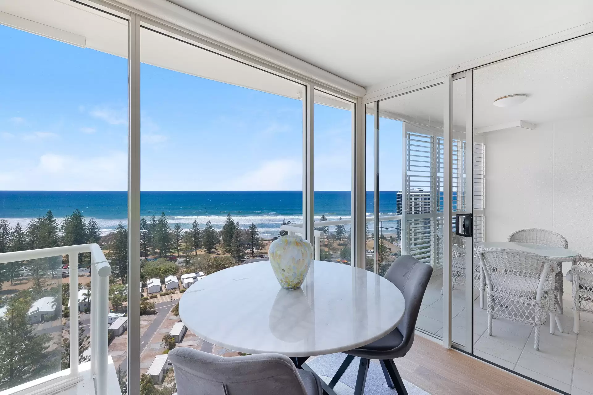1173/1 Lennie Avenue, Main Beach Sold by  - image 1