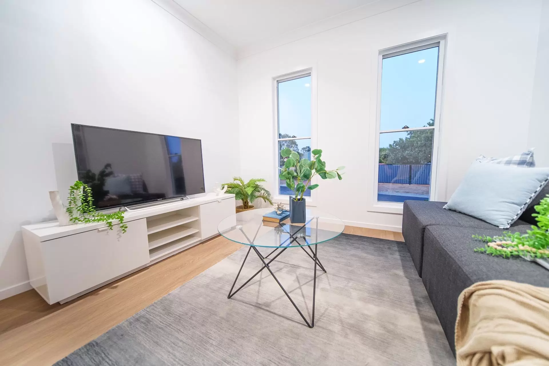 2A Caledonian Crescent, Alexandra Hills Sold by Queensland Sotheby's International Realty - image 1